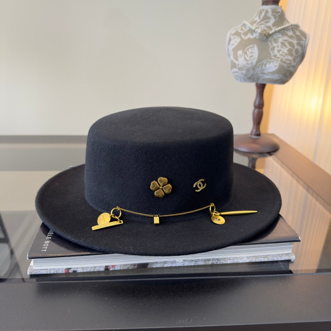 Chanel Four-leaf Clover Flat-brimmed Felt Hat 477651