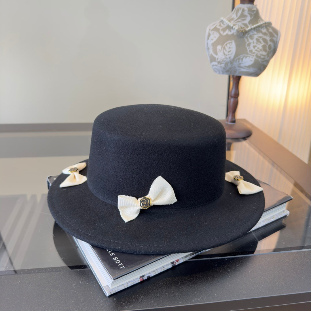 Chanel Bow Cashmere Flat Top 477667