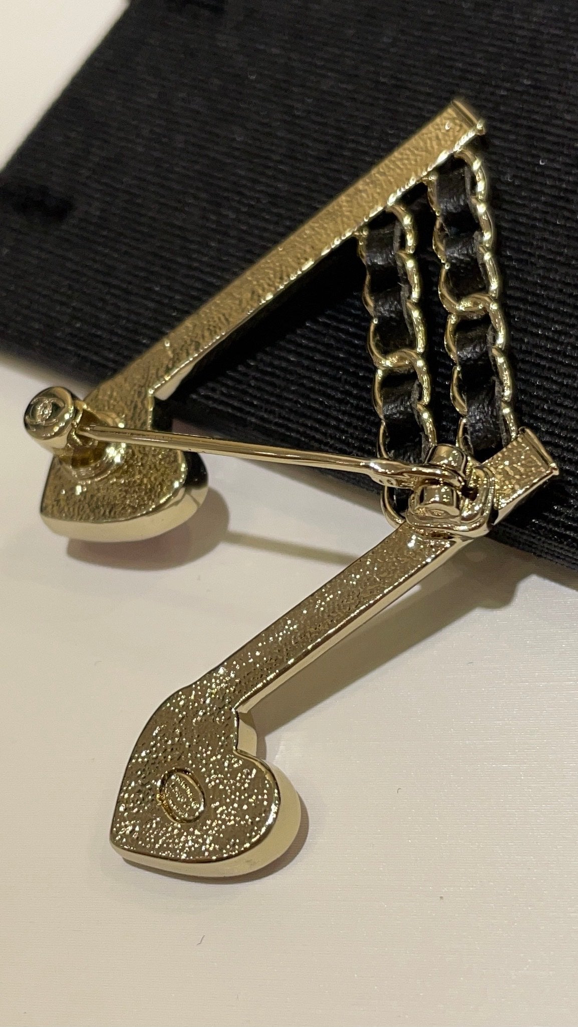 CC Brooch Gold 163086