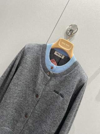 Miu Miu Two-piece Round Neck Knitted Cardigan Polyamide 209517