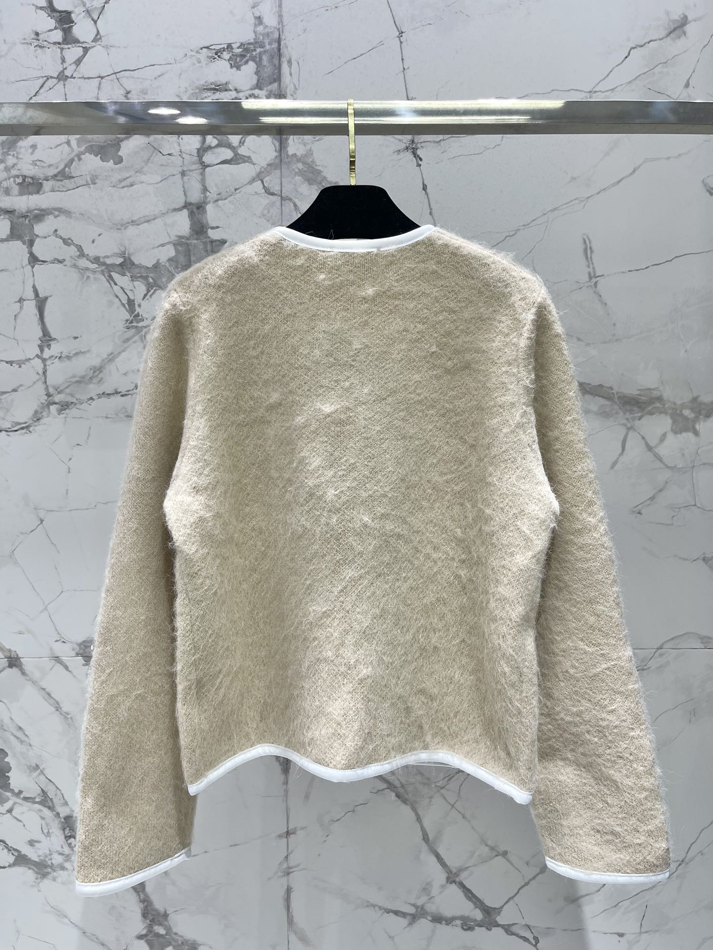 Chanel 2025 Double-breasted Round Neck Coat Wool 323090