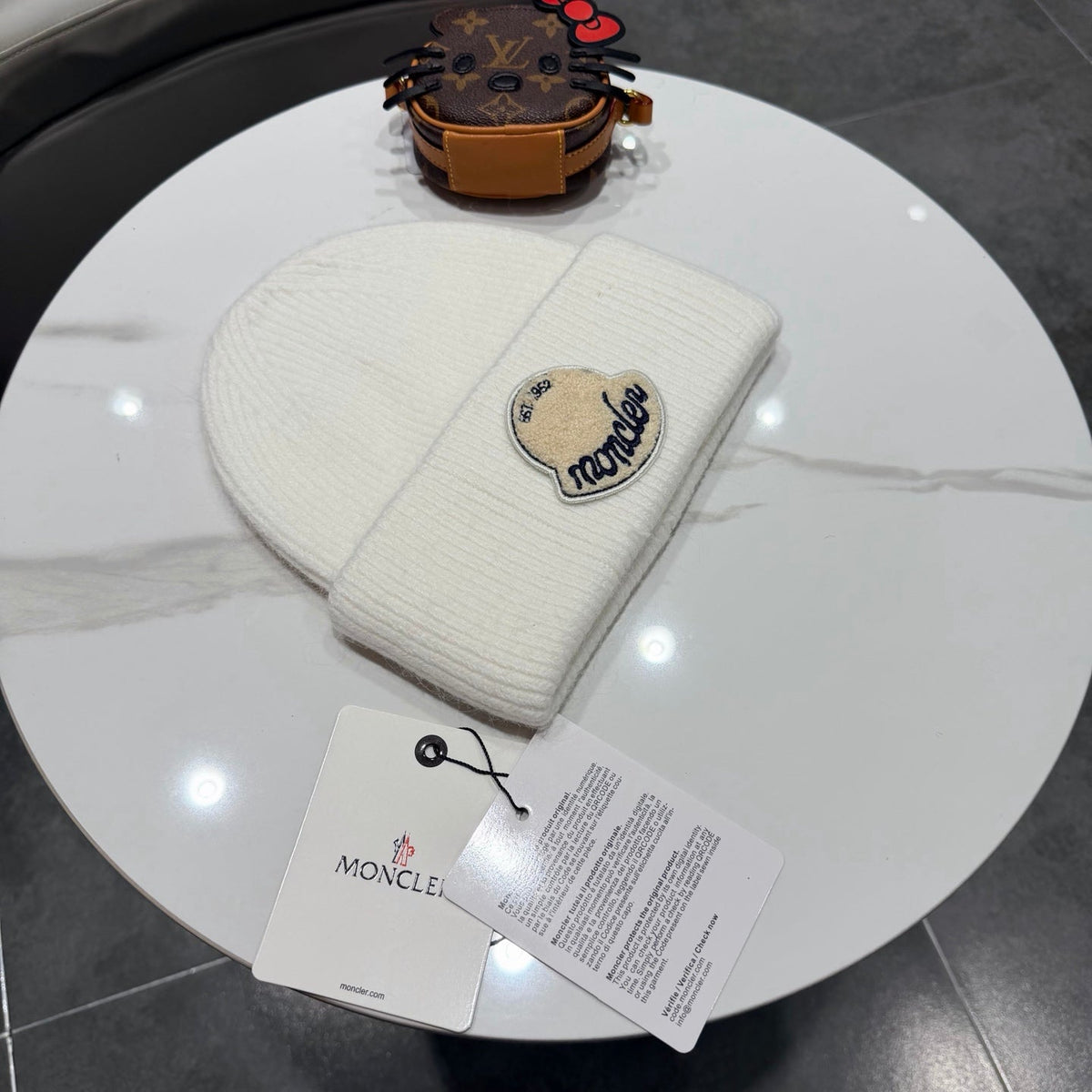 Moncler Logo-patch Beanie 435073