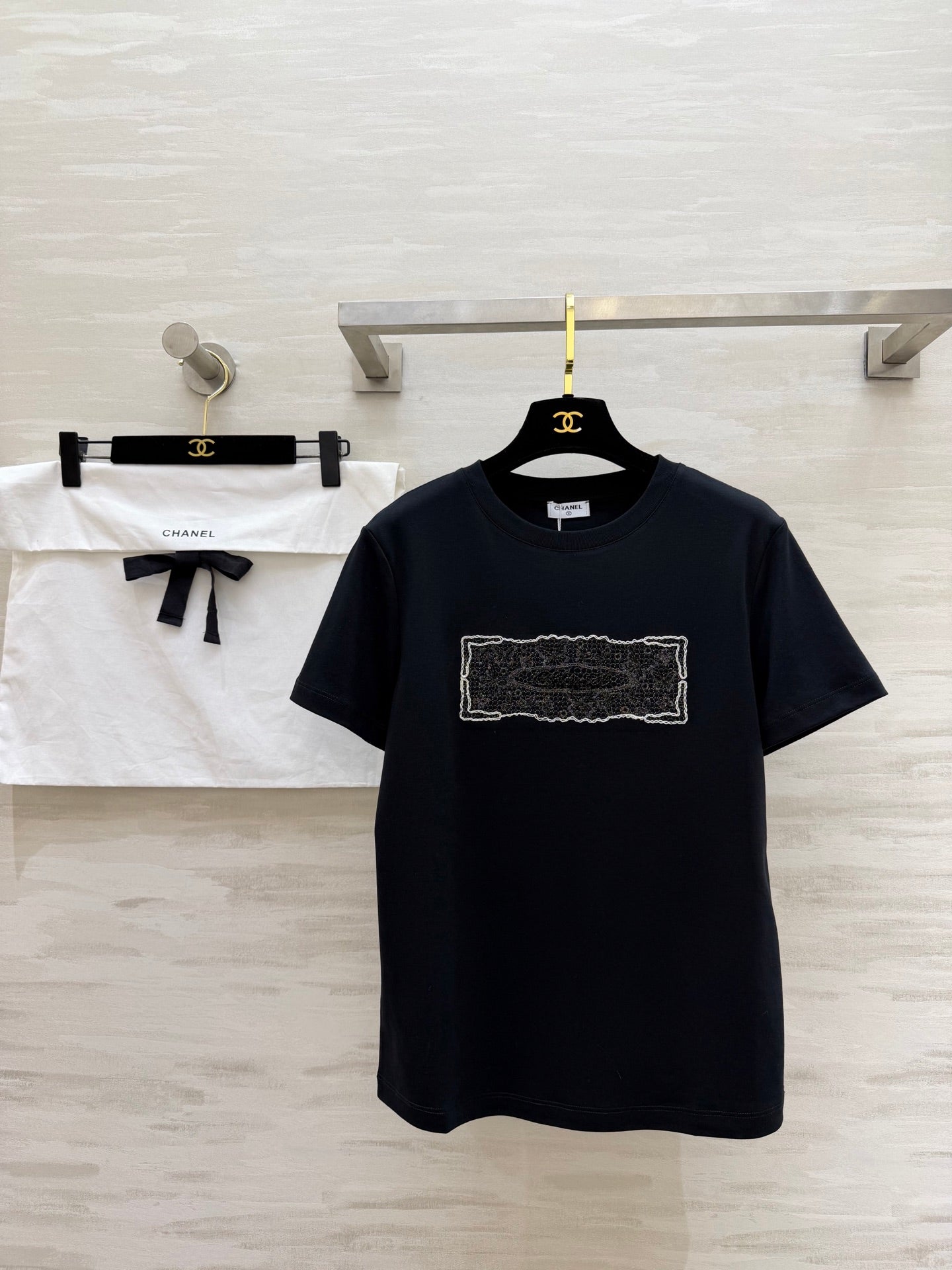 Chanel 2026 Embossed Embroidered T-Shirt Cotton 195020