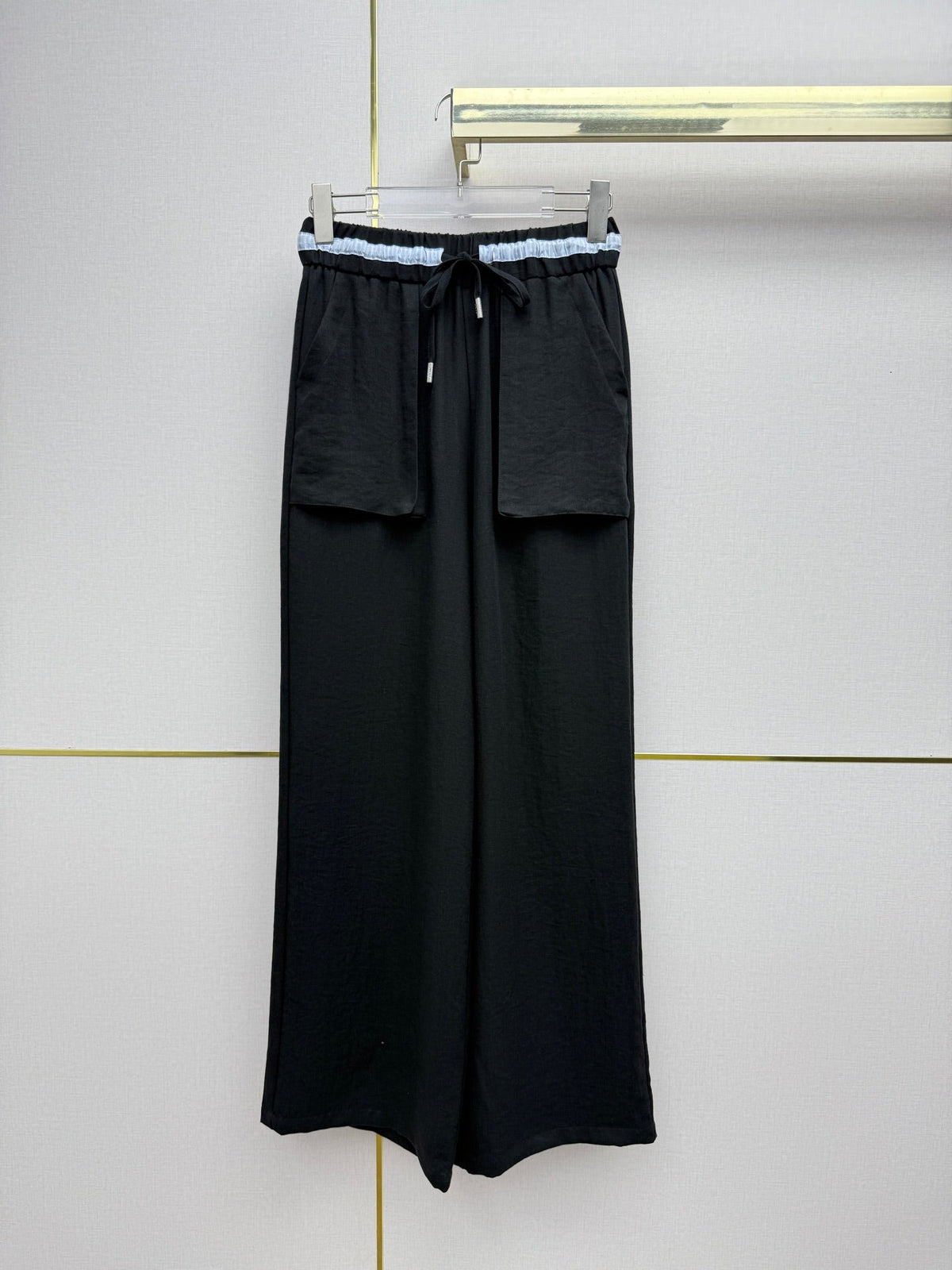 Miumiu 2026 Straight Leg Pants with Elastic Drawstring Waist Rayon Tencel 380433