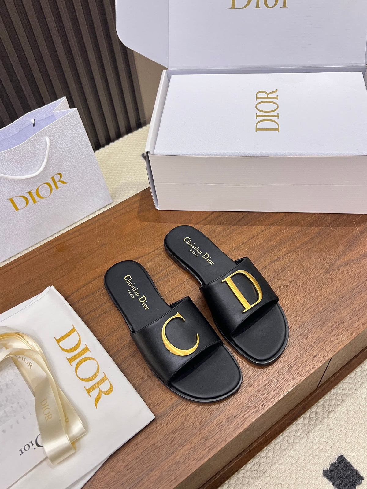 Dior 2026 Slipper Leather 904812