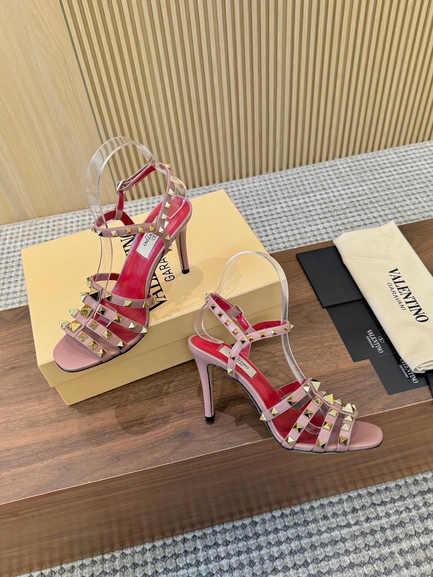 Valentino Garavani Rockstud Caged Calfskin Sandals 863321