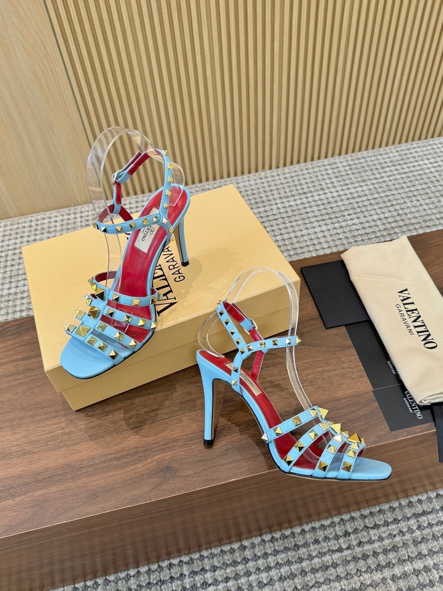 Valentino Garavani Rockstud Caged Calfskin Sandals 863321