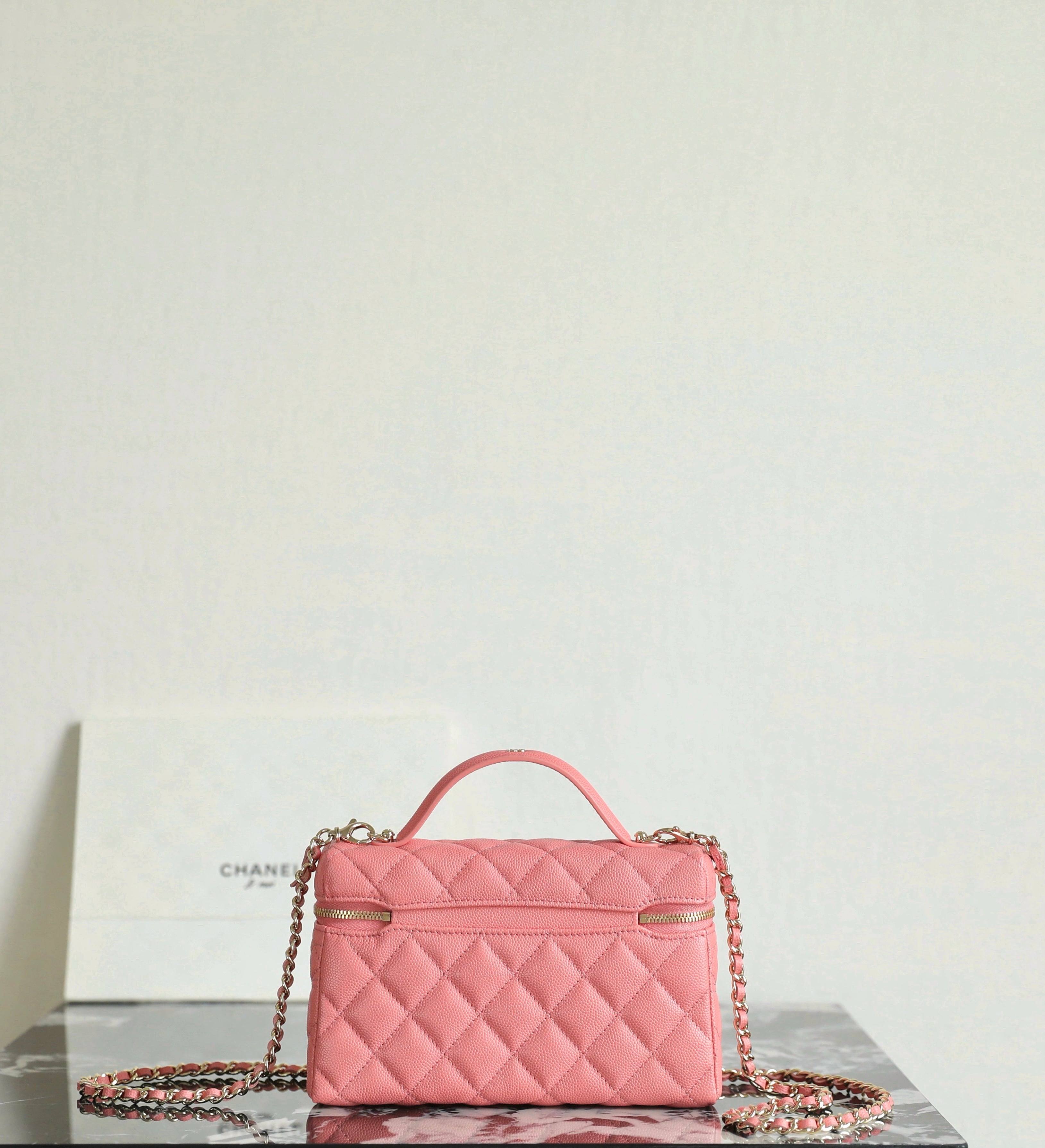 CC 2025 Vanity Bag 19.5cm Coral Pink Caviar Leather