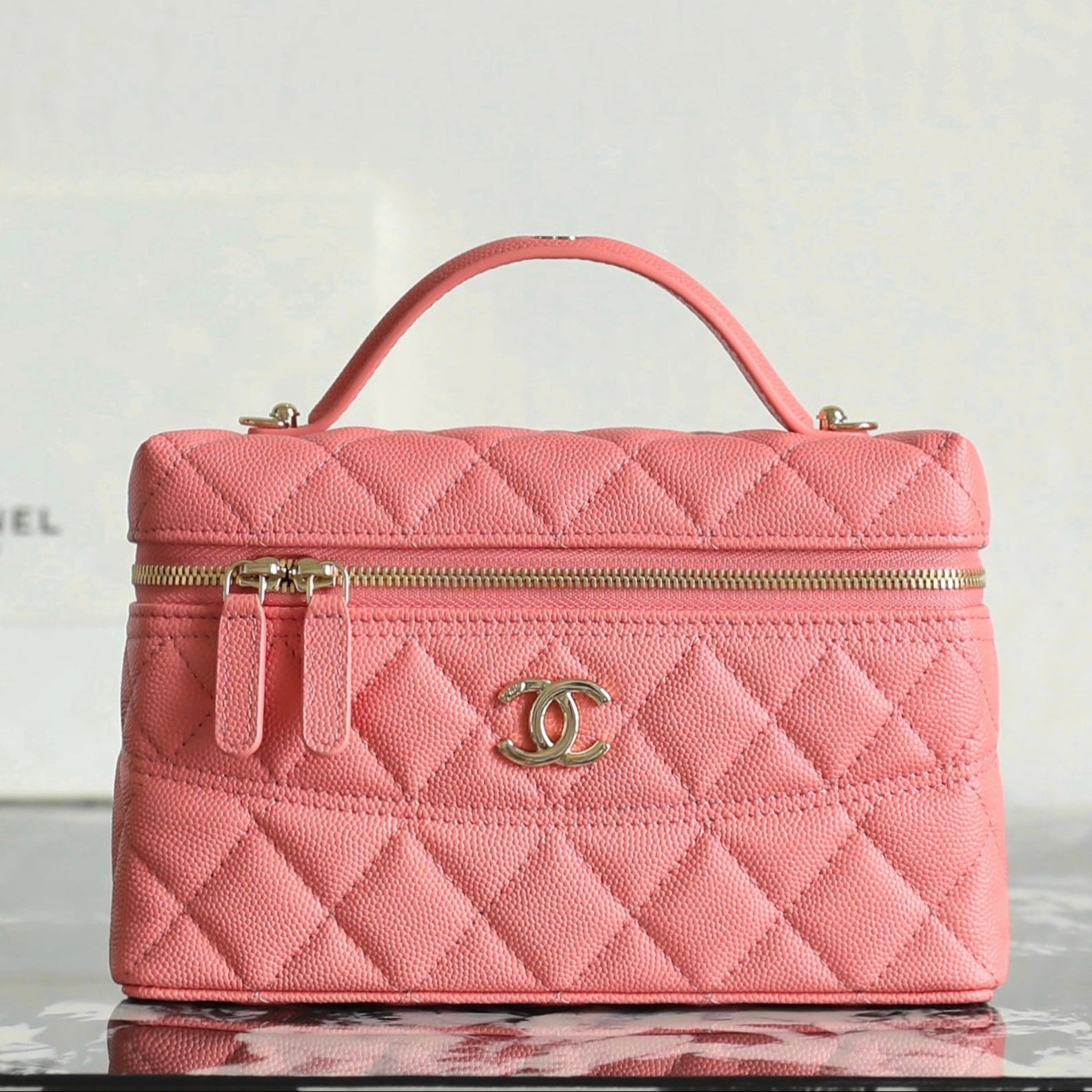 CC 2025 Vanity Bag 19.5cm Coral Pink Caviar Leather