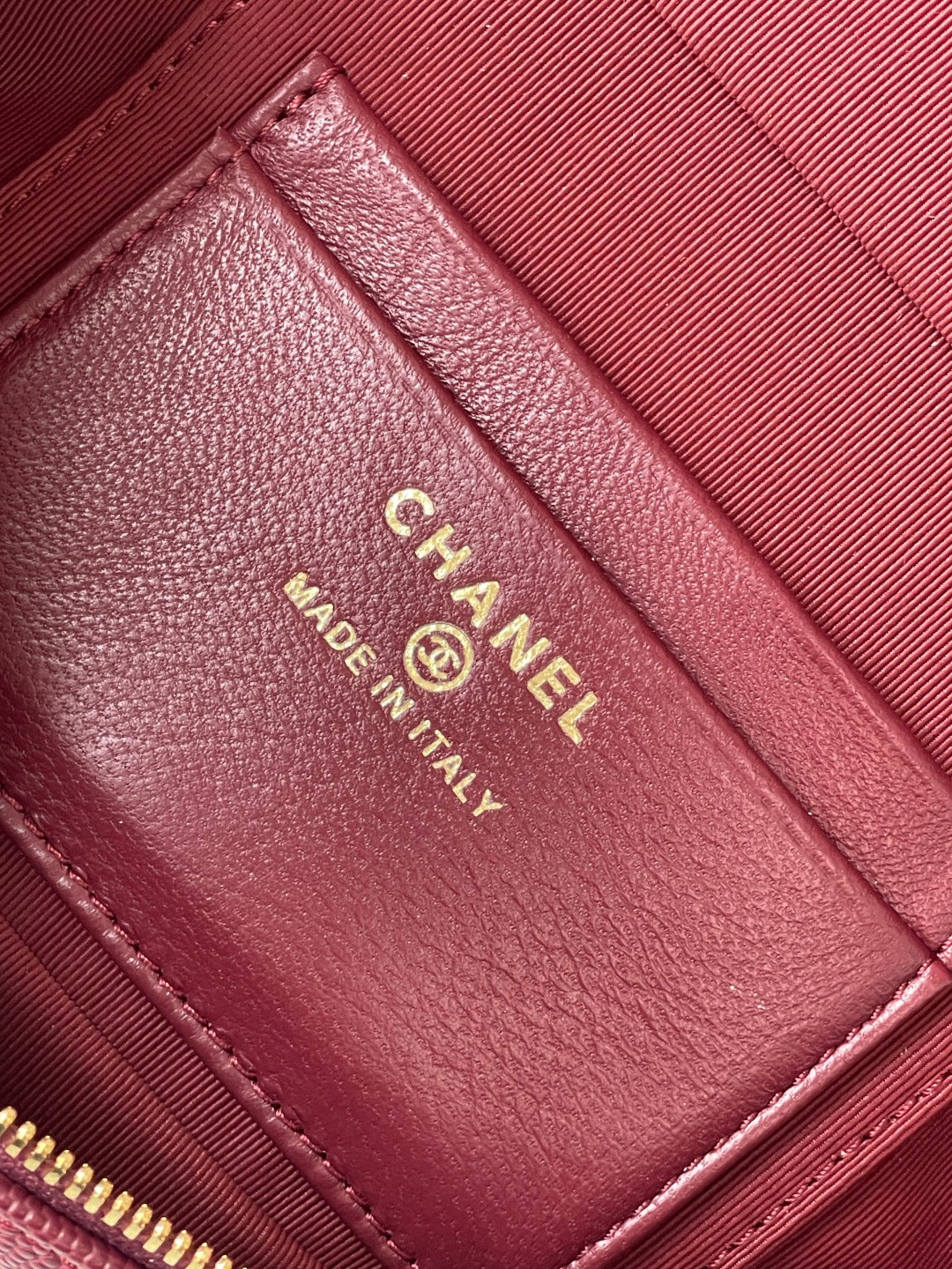 Chanel 2026 Vanity Bag 19.5cm Burgundy Leather
