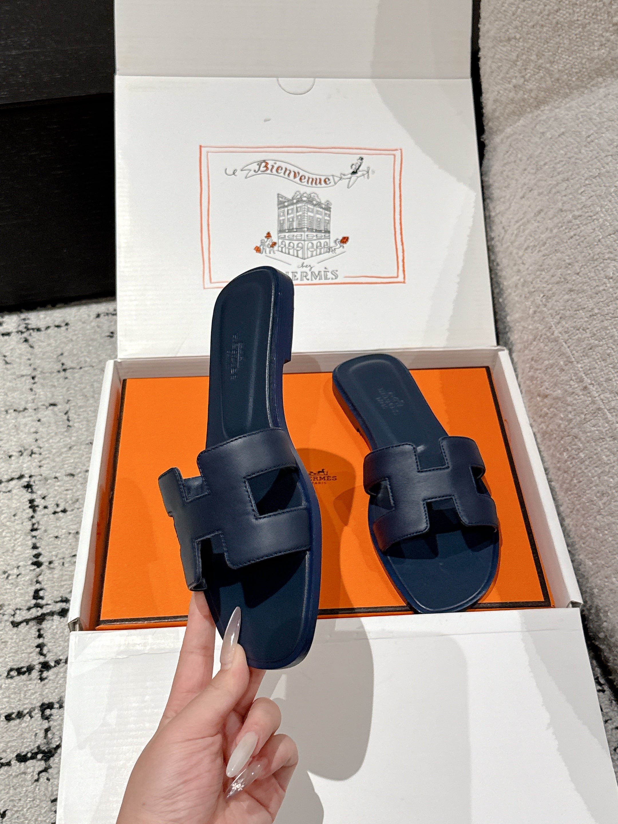 HM 25 Oran Sandal Dark Blue Calfskin