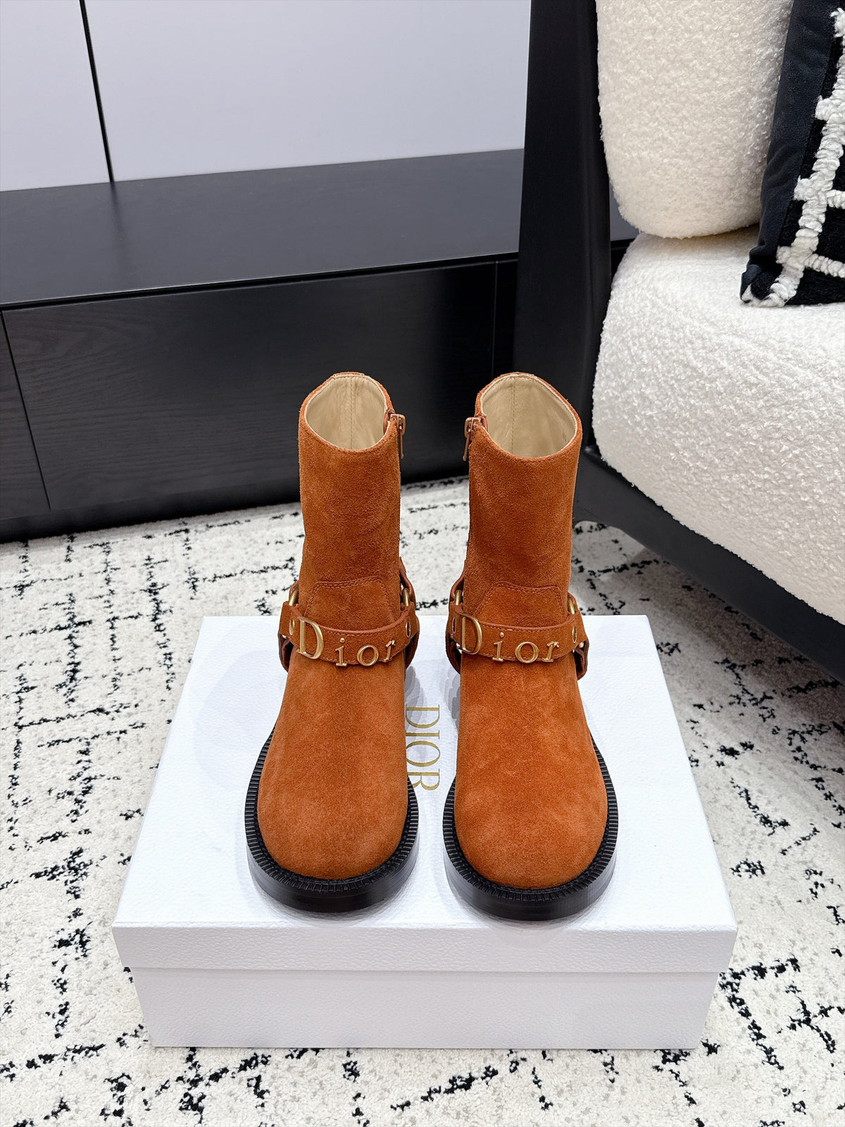 Dior 2026 Bolt Ankle Boots Suede Leather 139290
