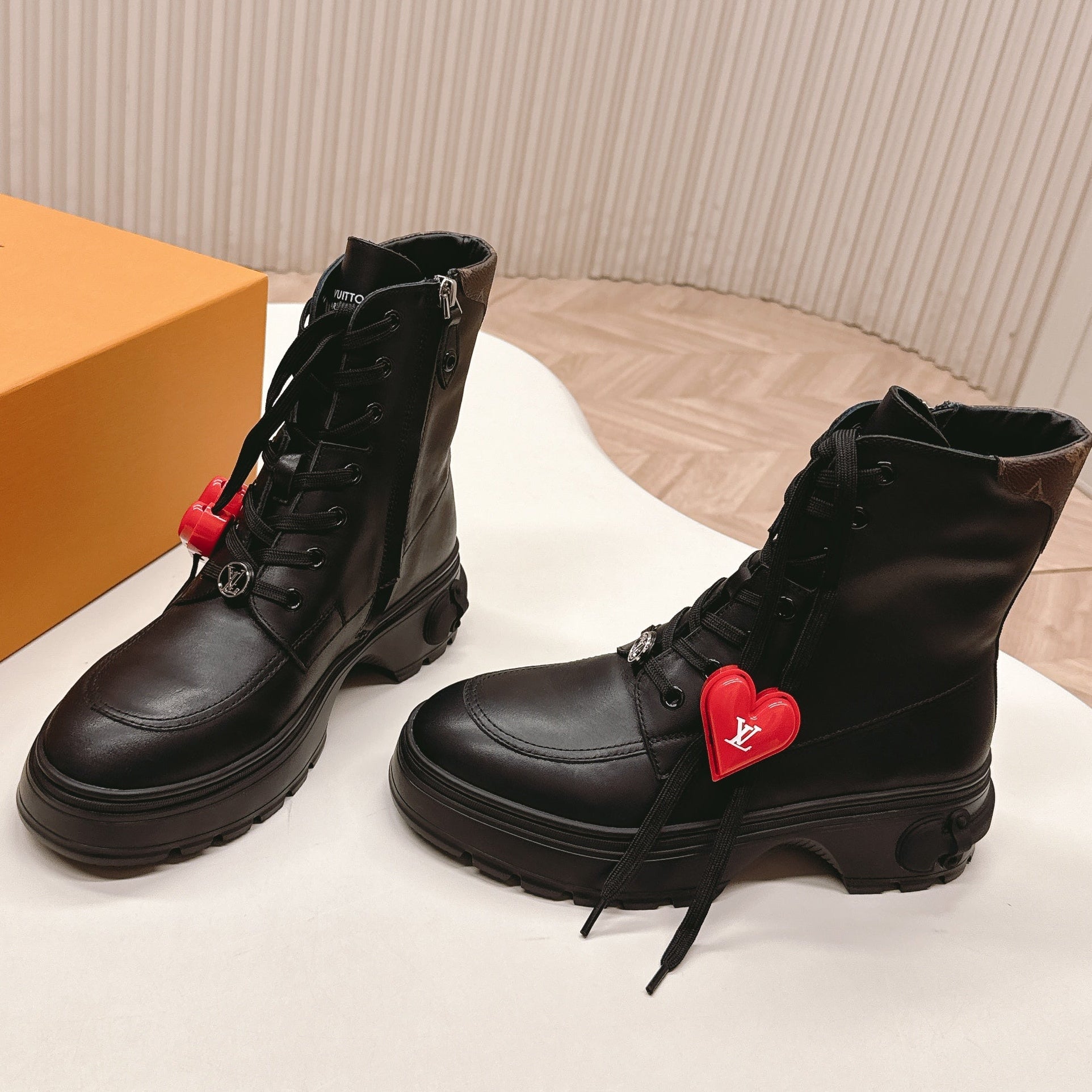LV 2026 Martin Boot With Heart-shaped Black Calfskin 595469