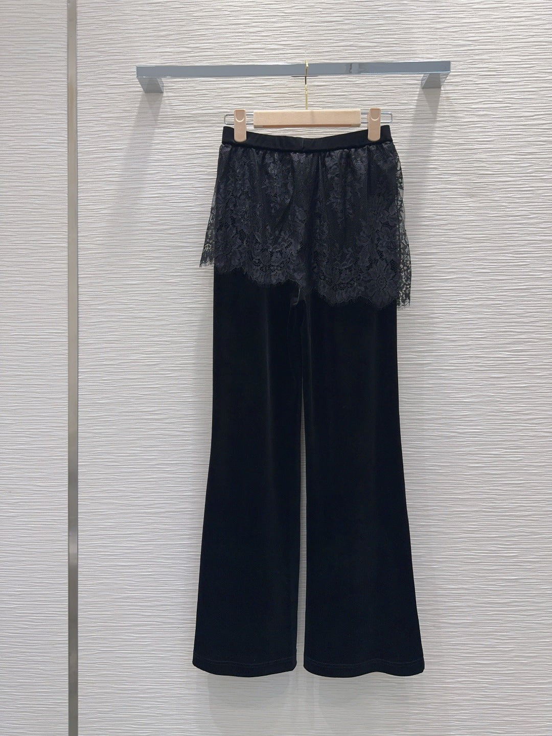 Miumiu 2026 Pant With Lace Black Velvet 827746