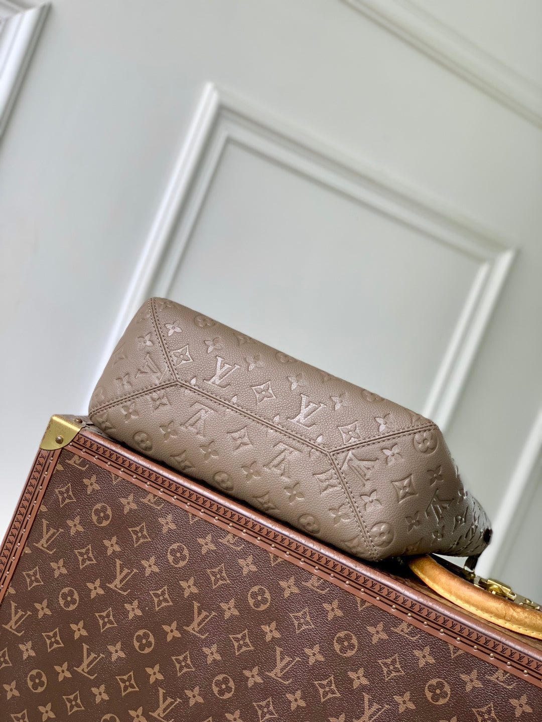 LV 2025 Louis Vuitton All In One MM Bag 40cm Gray Monogram Empreinte Leather 343619
