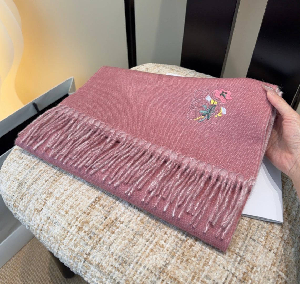 Loewe Scarf 180CM  Dark Pink Cashmere 969474