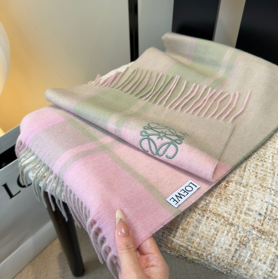 Loewe Scarf 180CM Light Gray Pink Cashmere 969485