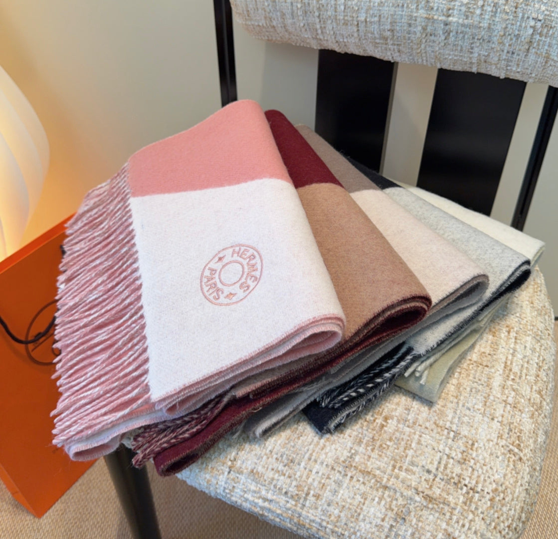 HM Scarf 190 CM Light Green Wool 969497