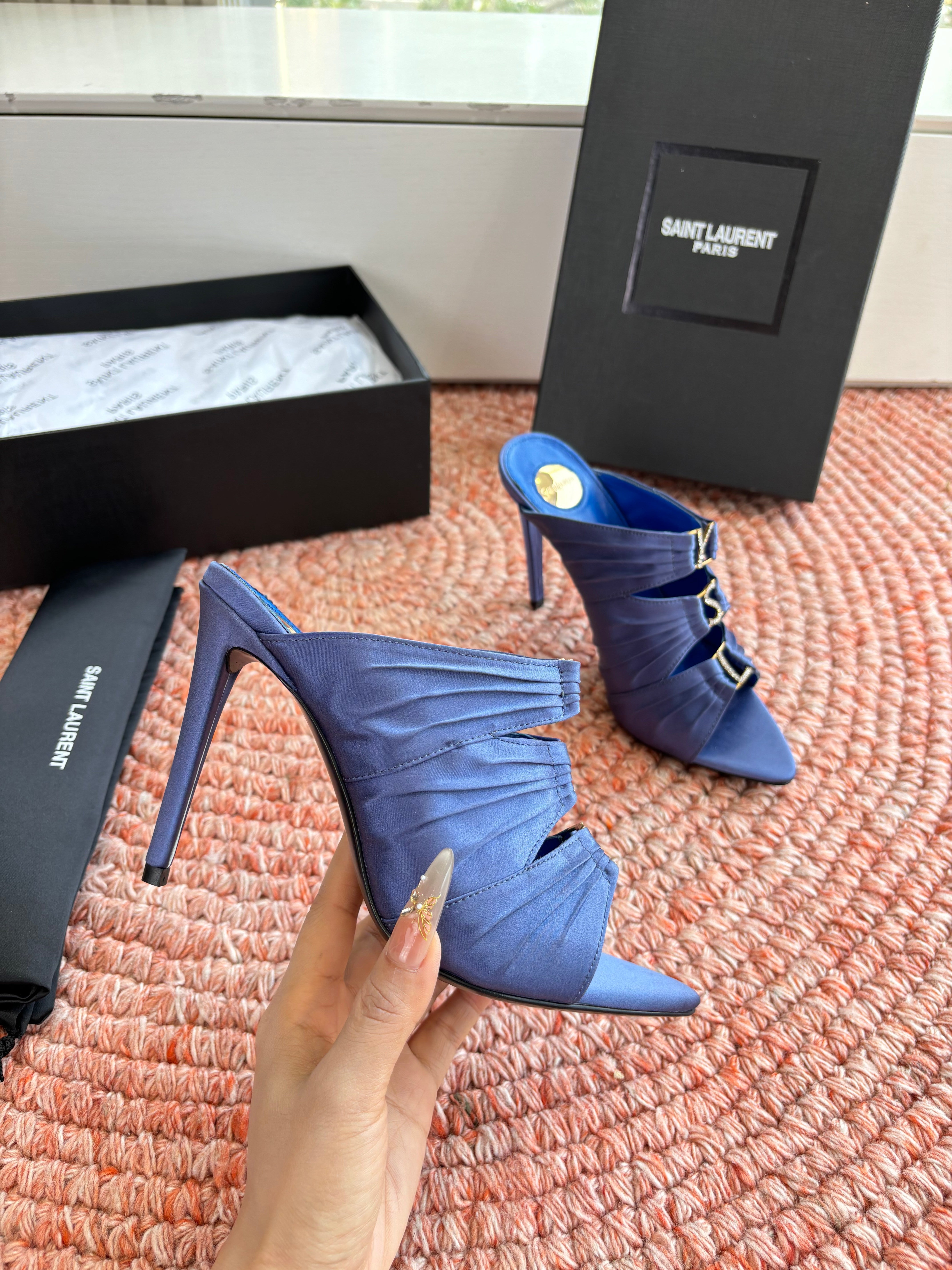 YSL 26ss Pointed High Heels Sandals 110 Blue Silk Leather 648788