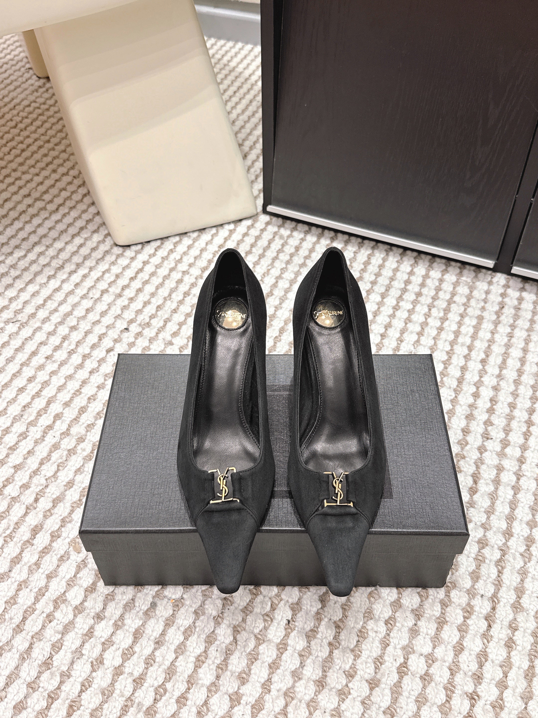 YSL 26ss High Heel Pumps 75 Black Suede 654701