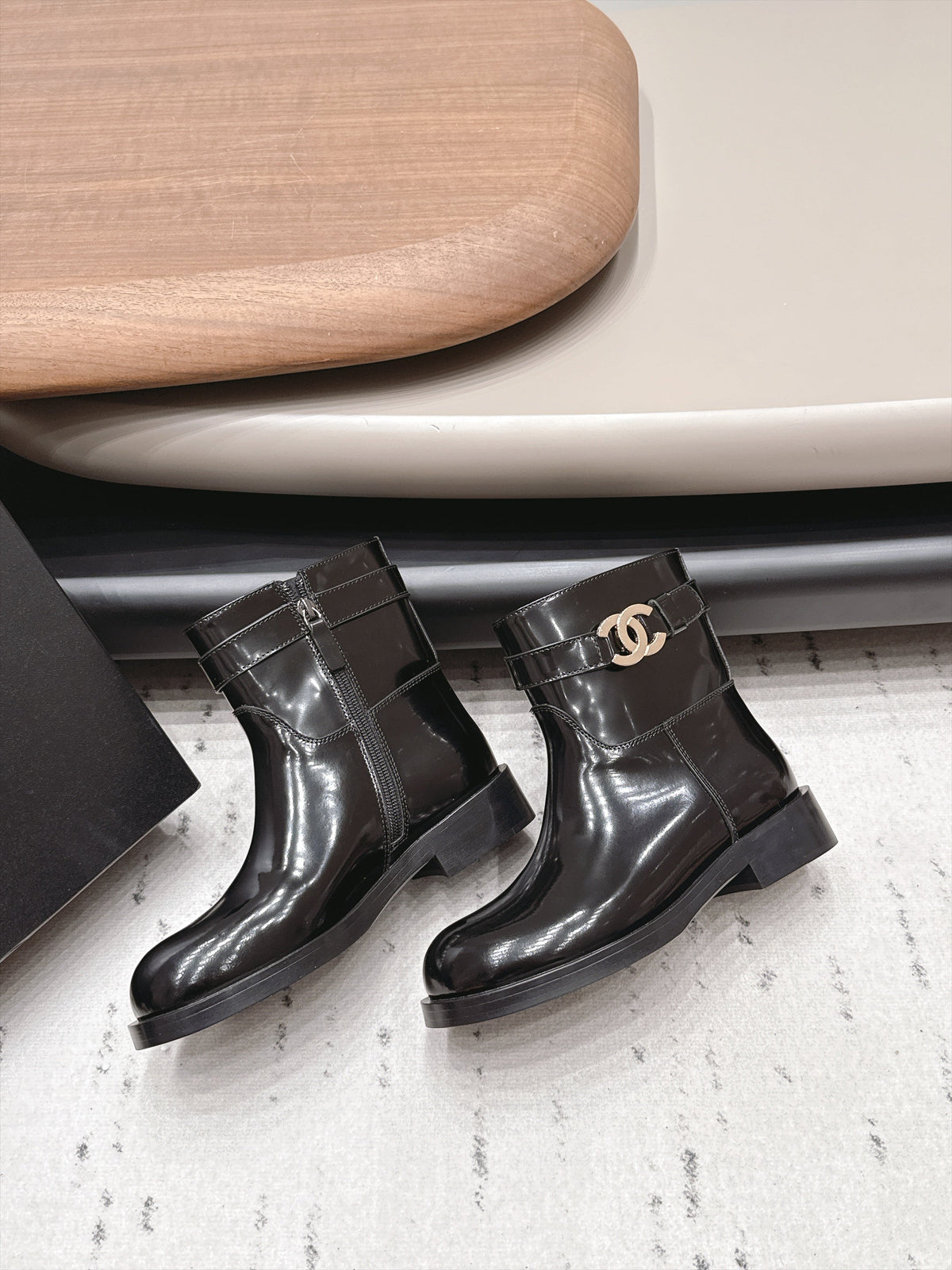 Chanel 2026 Round-Toe Zip-Up Boots Cowhide 976099