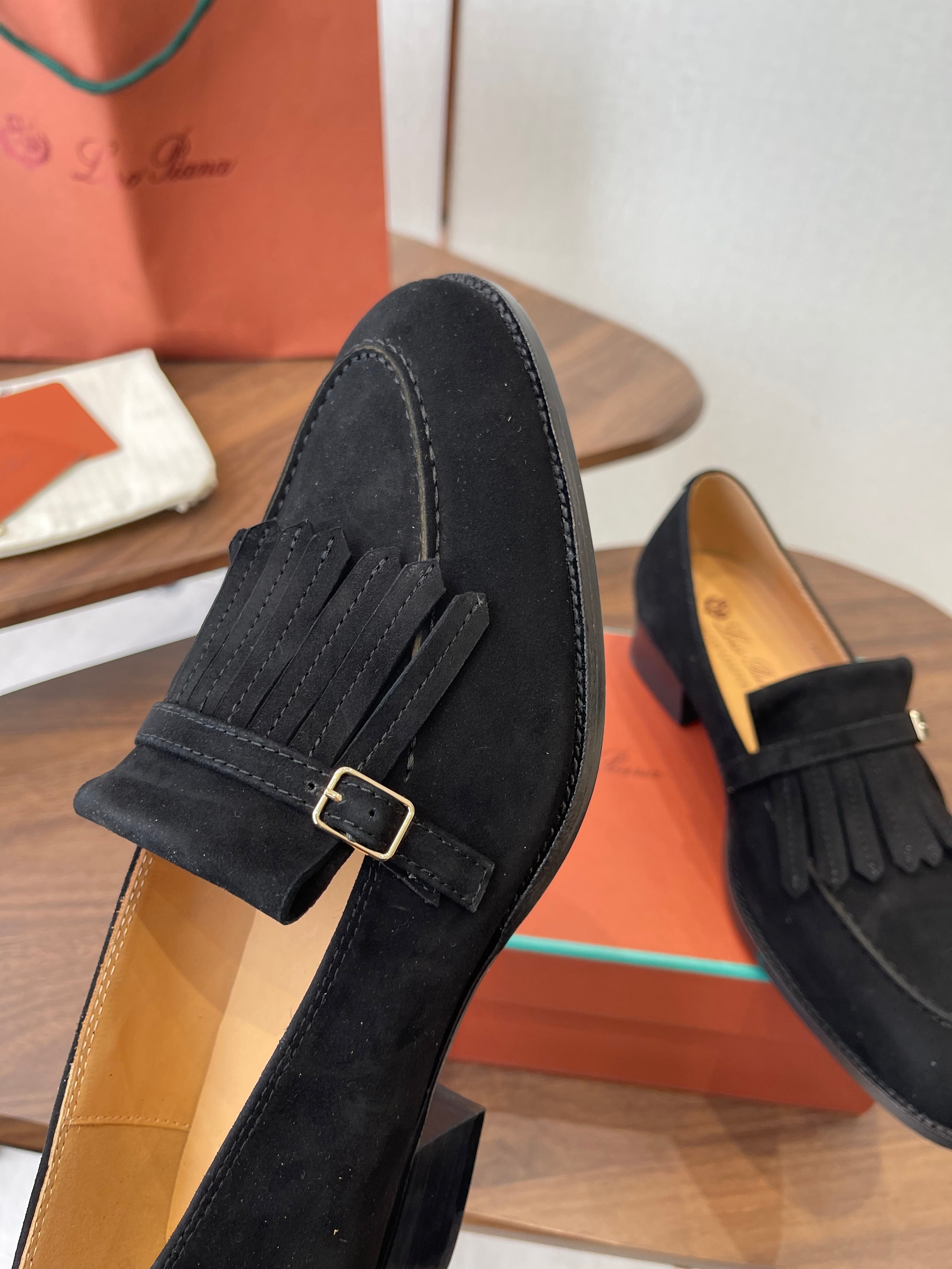 LP 26SS Loafers  Black Suede 579616