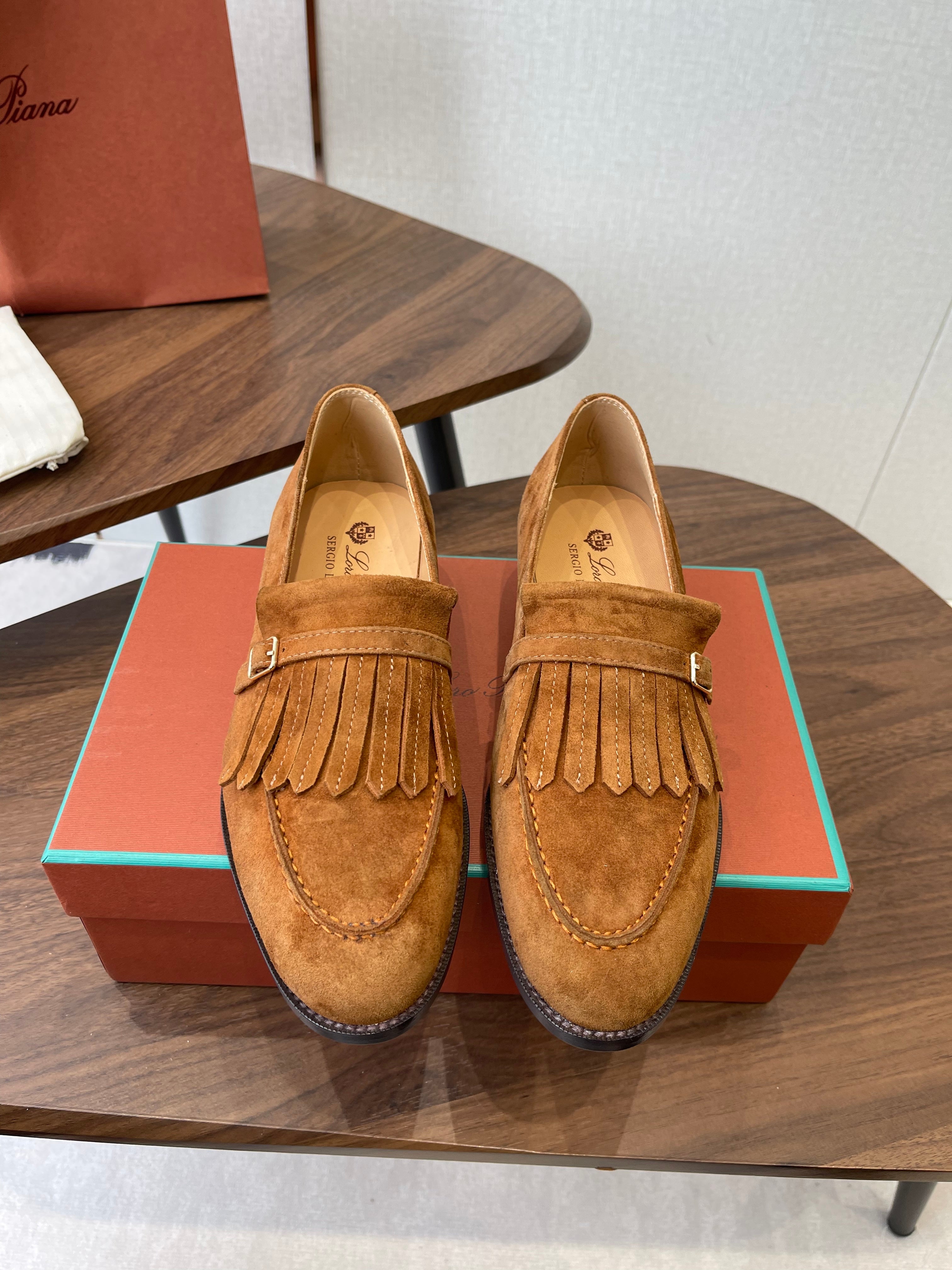 LP 26SS Loafers Camel Suede 579617