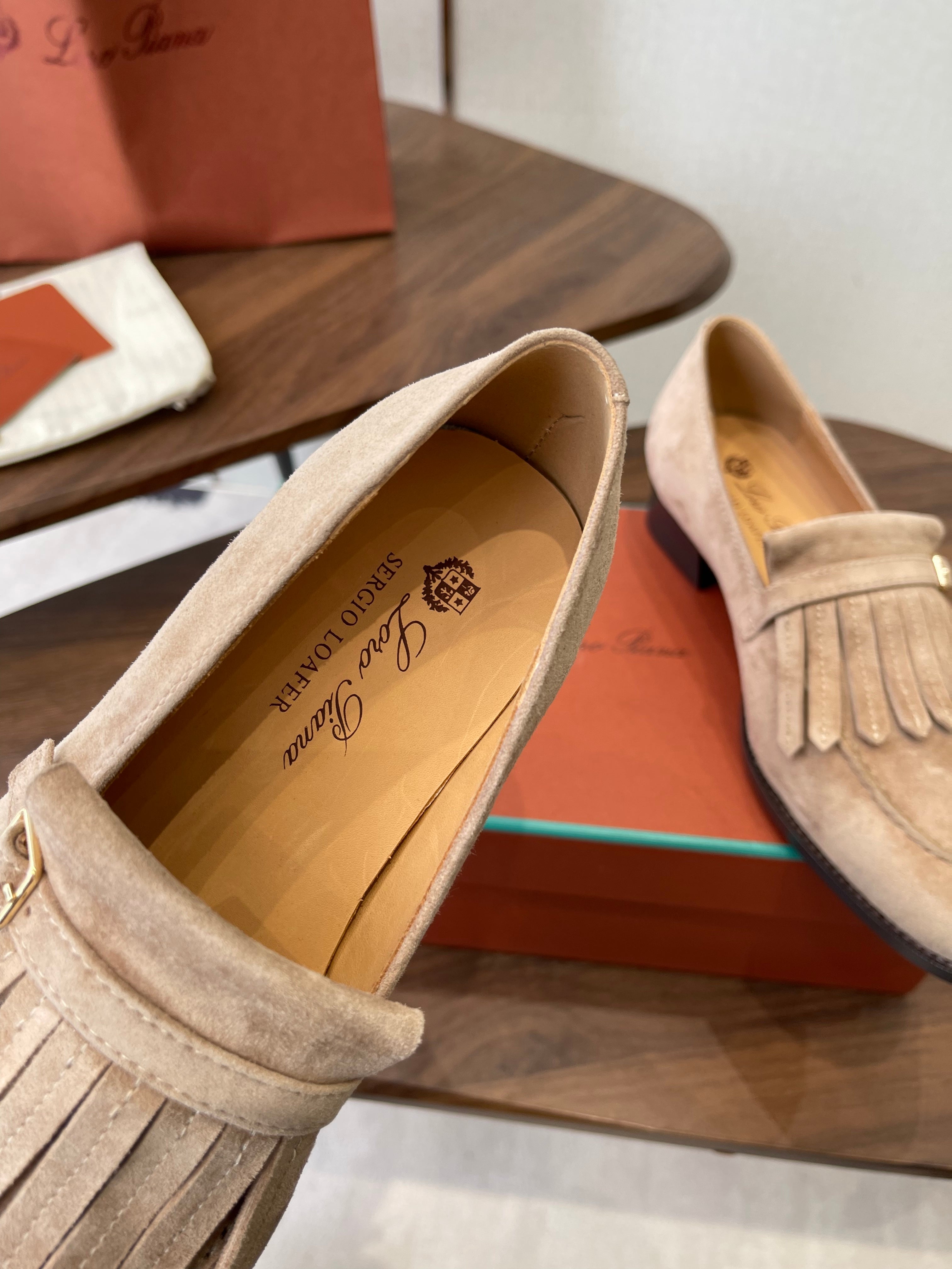 LP 26SS Loafers Brown Lambskin 579619