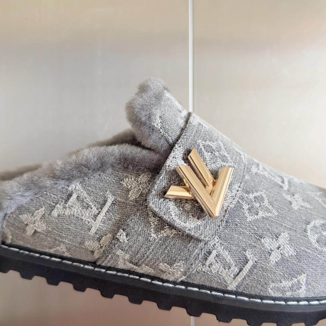 LV 25 Birkenstock Platform Slippers Gray Suede Wool 576219