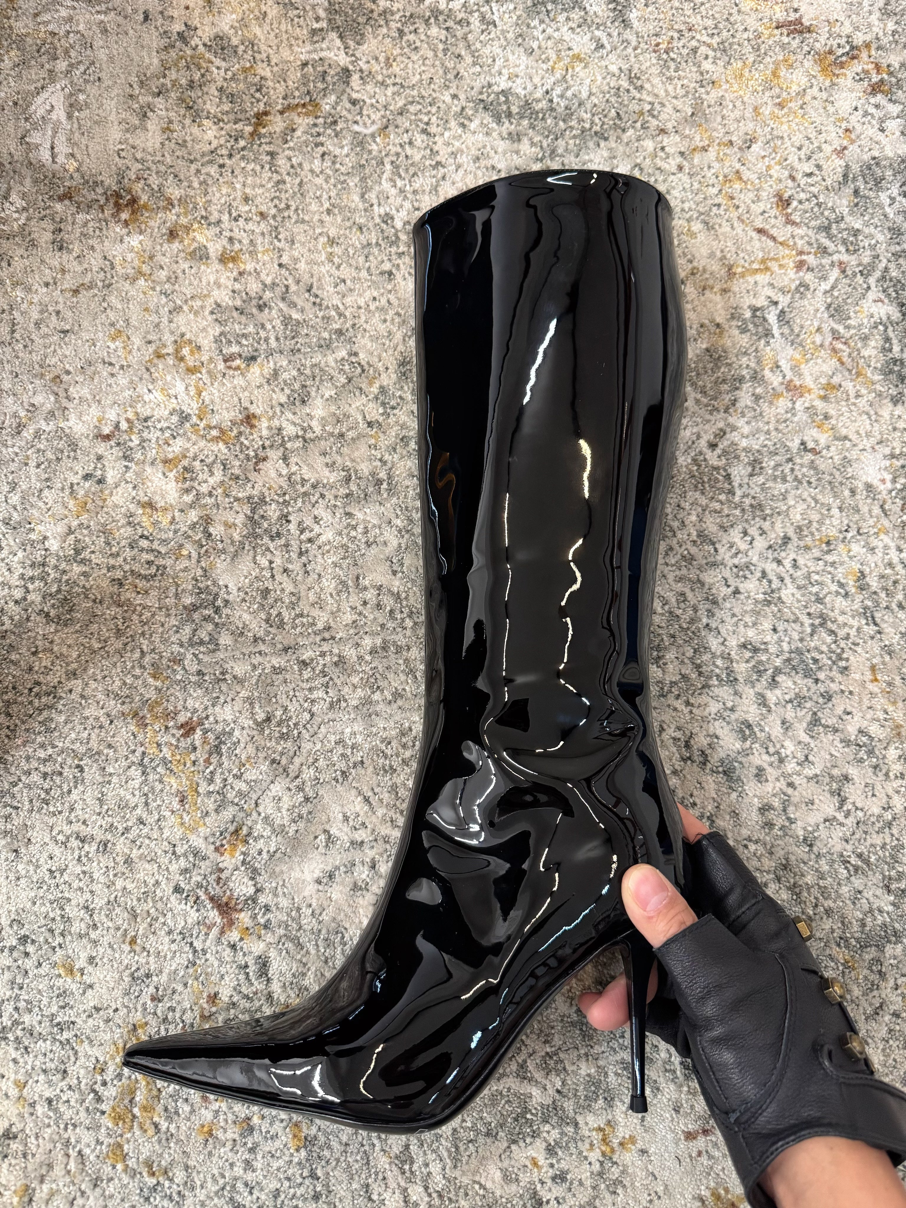 YSL 2025 Boot Black Patent Leather 571309