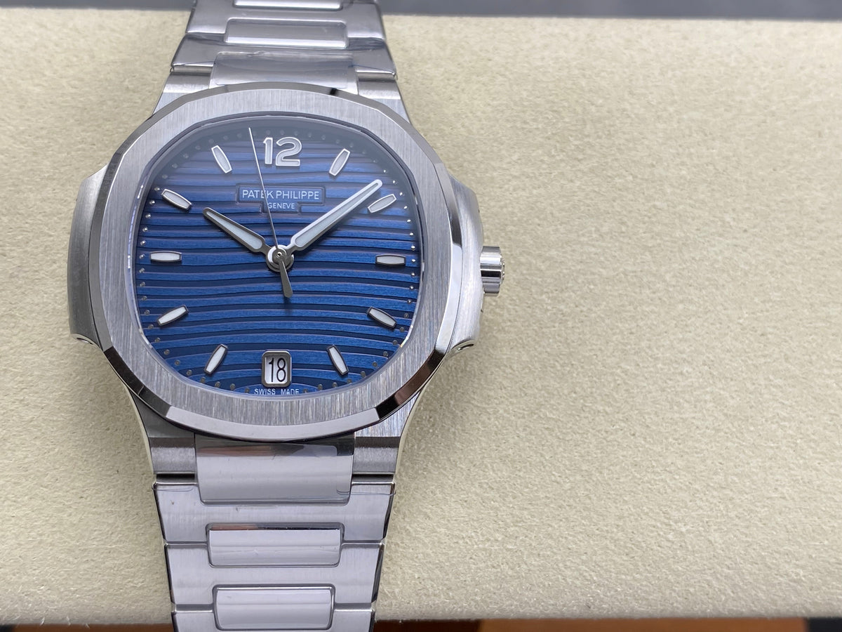 Patek Philippe Nautilus 35mm Blue Dial Sliver Case