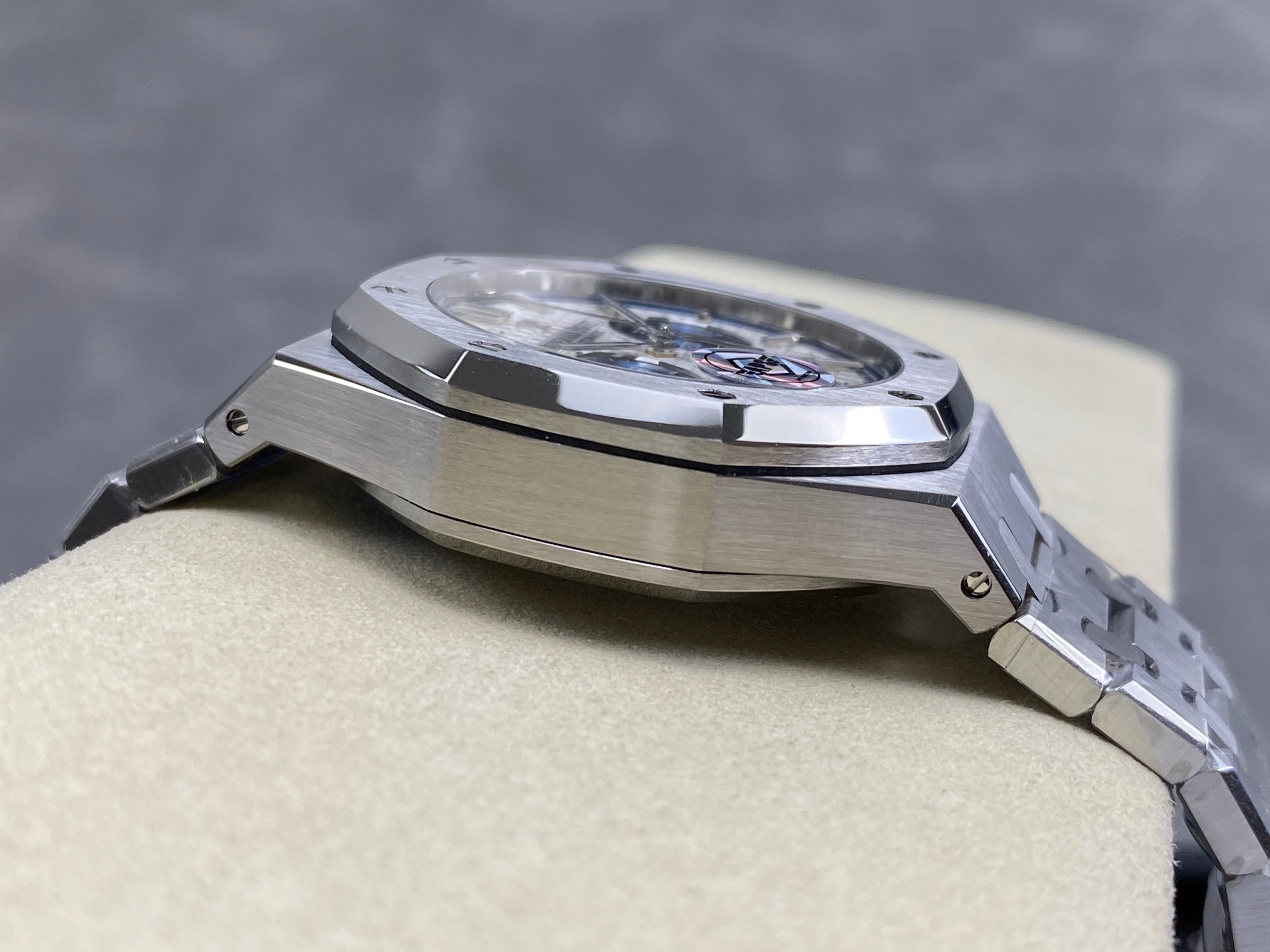 Audemars Piguet Royal Oak Chronograph 41mm White Blue Dial