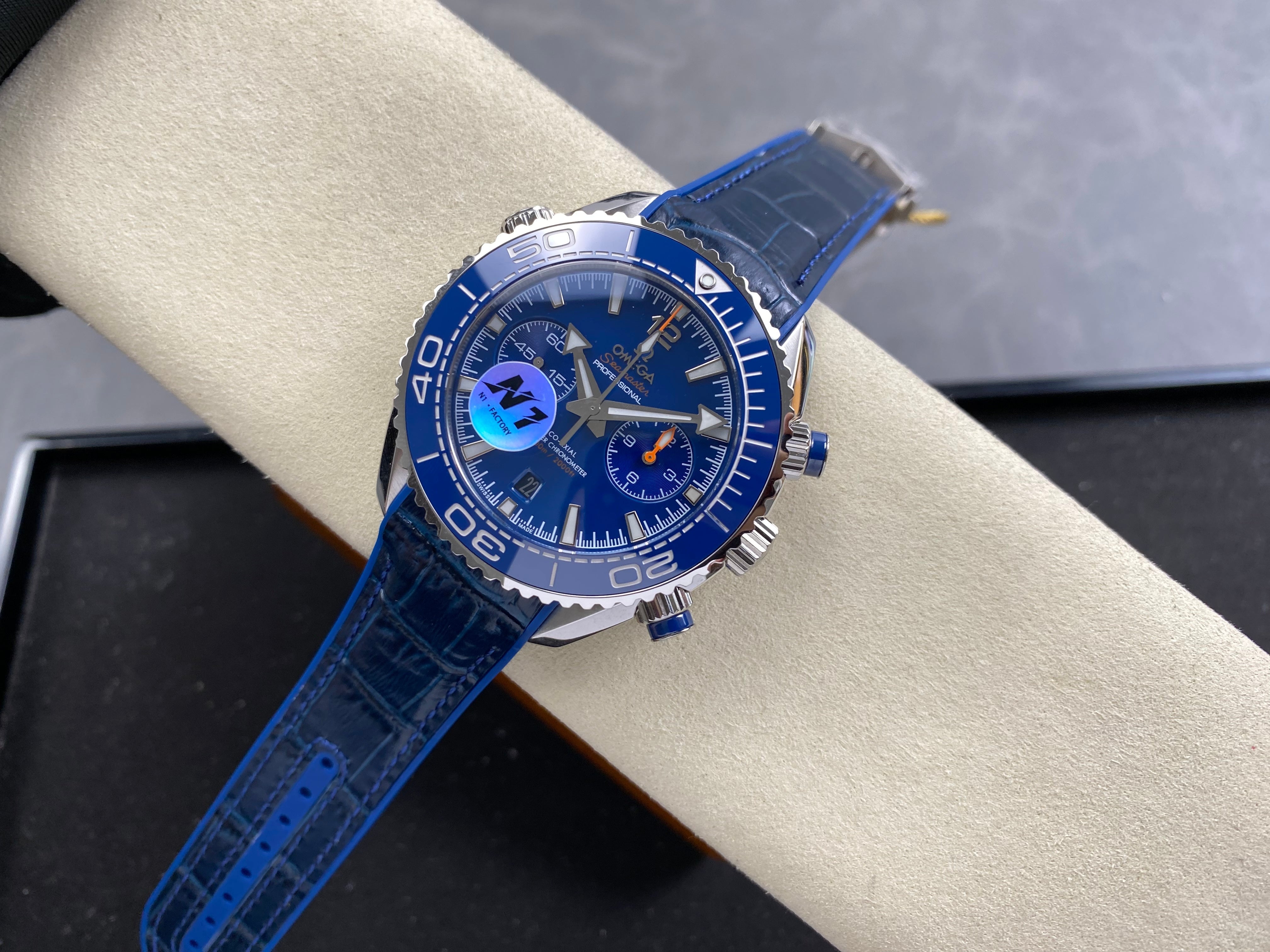 Omega Seamaster 46mm Blue Dial Sliver Case Blue Crocodile Leather