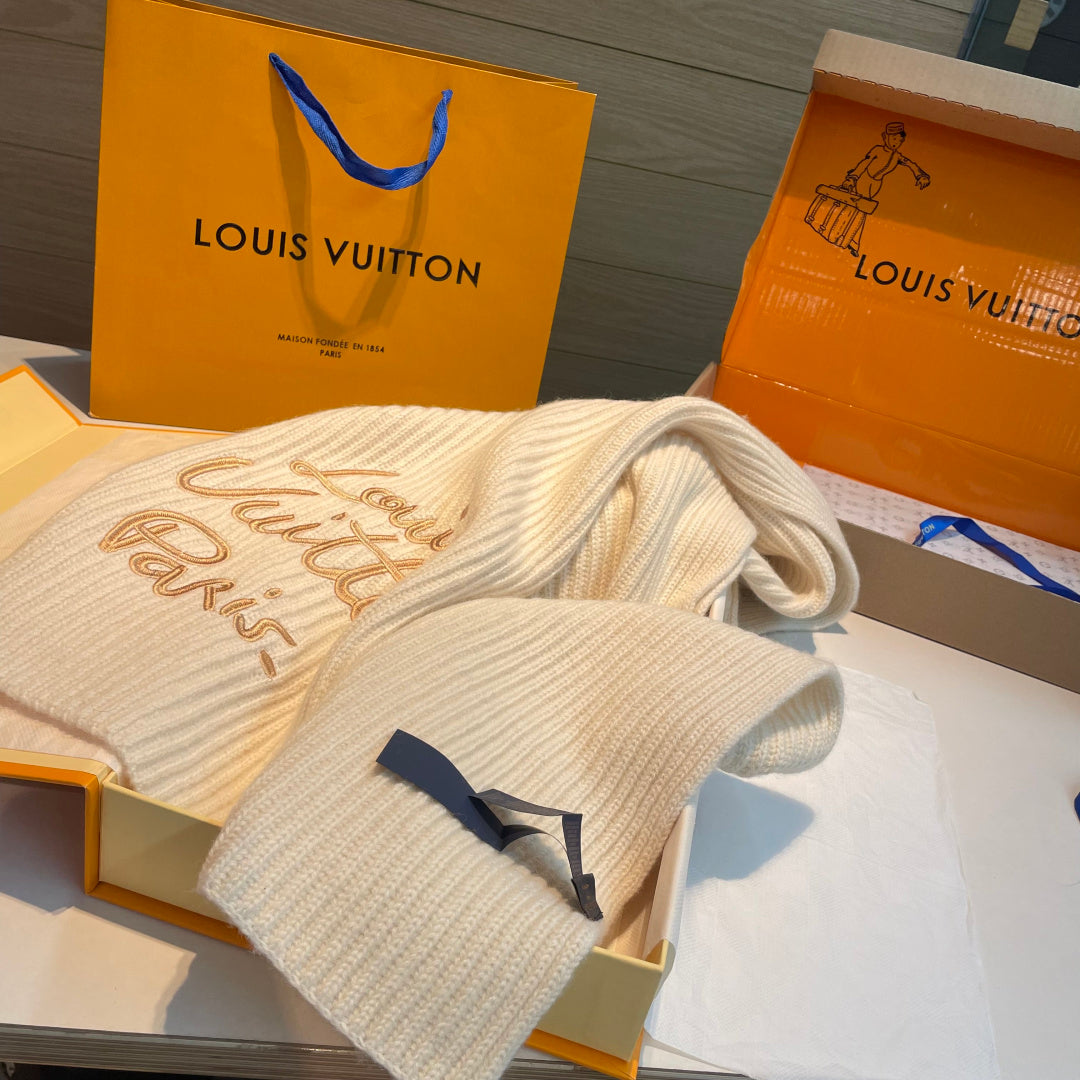 LV Exclusive  Scarf 180cm White Wool 978802