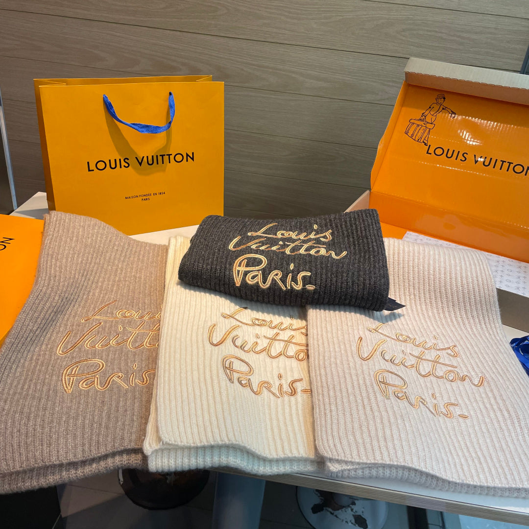 LV Exclusive Scarf 180cm Light Brown Wool 978804