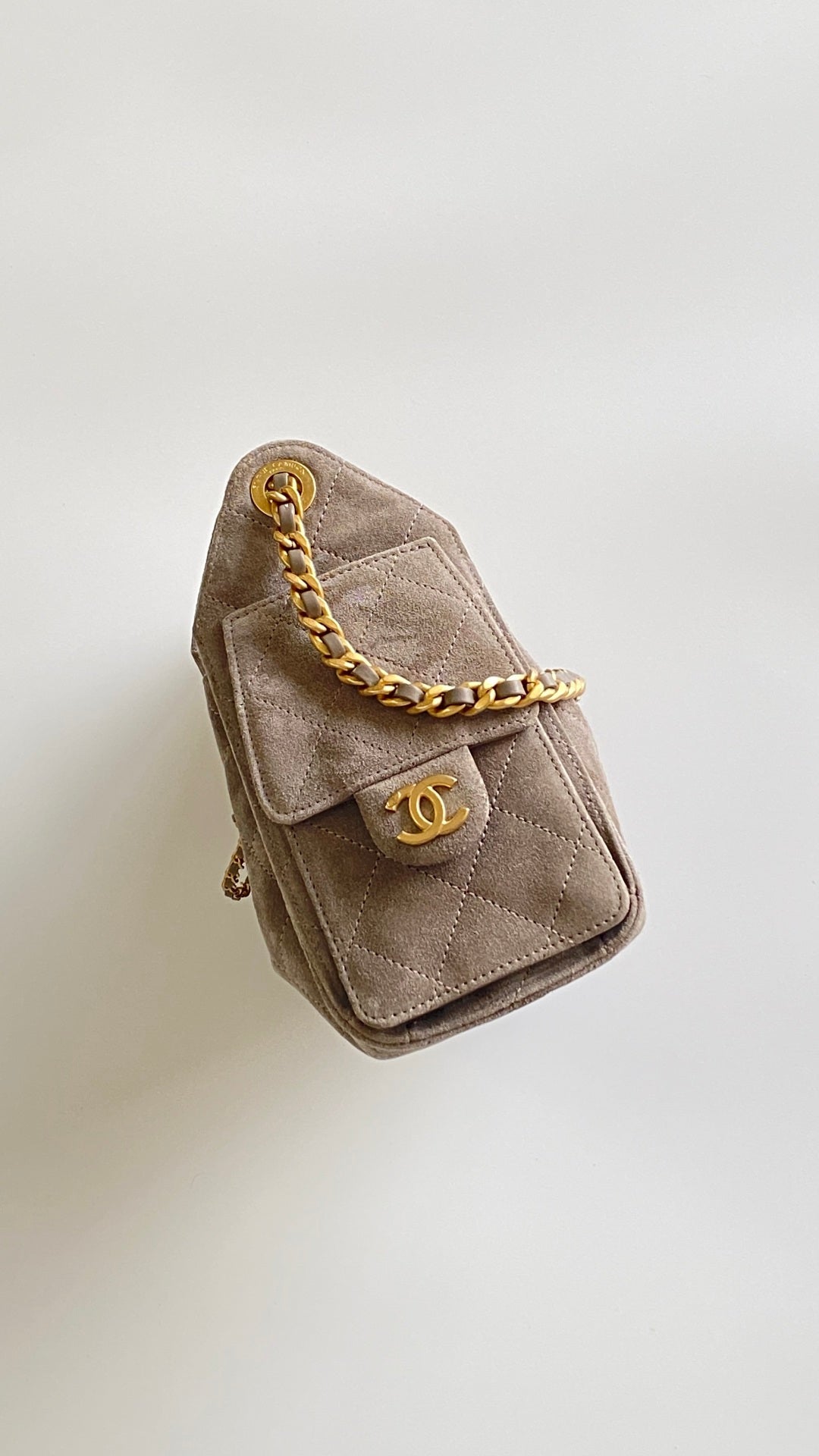 Chanel 2026 Hobo Bag 22cm Light Grey Suede