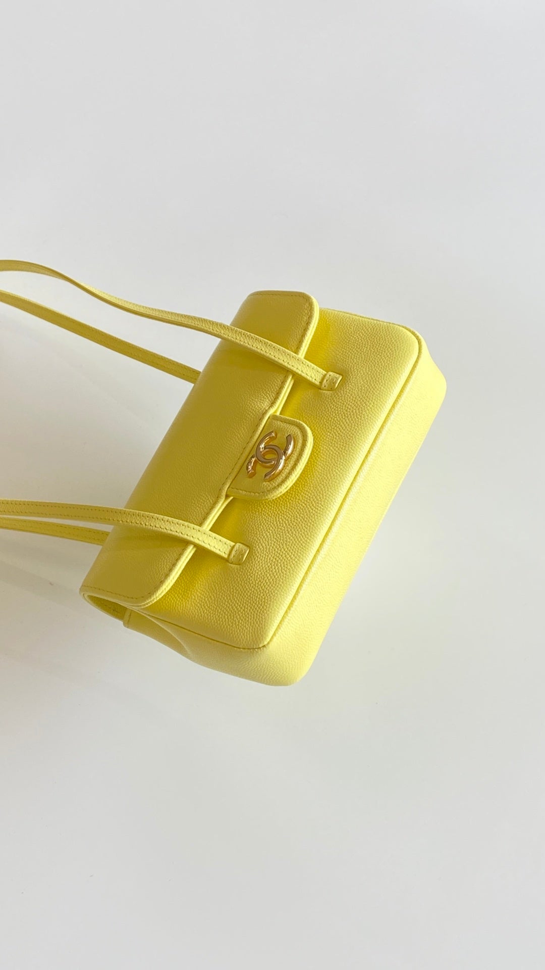 Chanel 26 Shoulder Bag 17 Yellow Caviar Leather