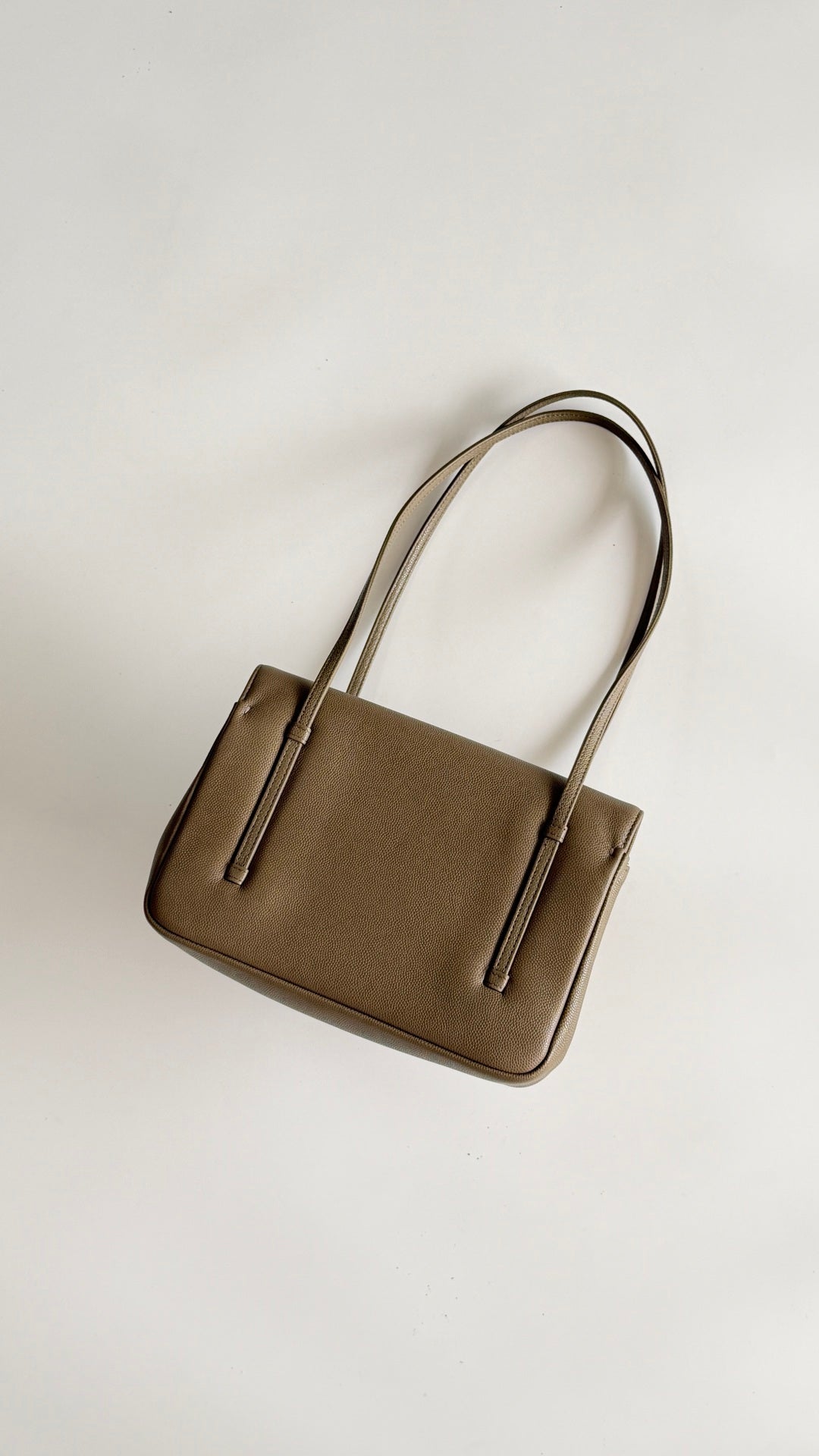 Chanel 26 Shoulder Bag 22 Caviar Leather