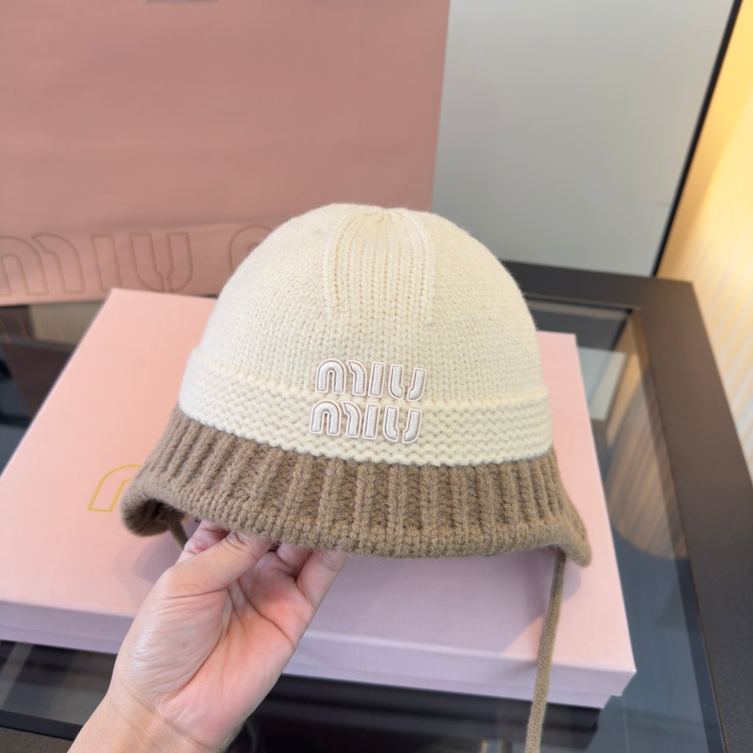 Miu Miu Knitted Earmuff Cap 477560