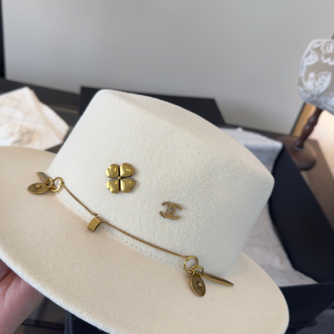 Chanel Four-leaf Clover Flat-brimmed Felt Hat 477651