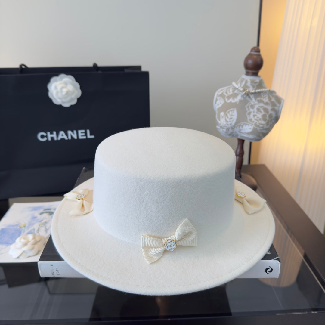 Chanel Bow Cashmere Flat Top 477667