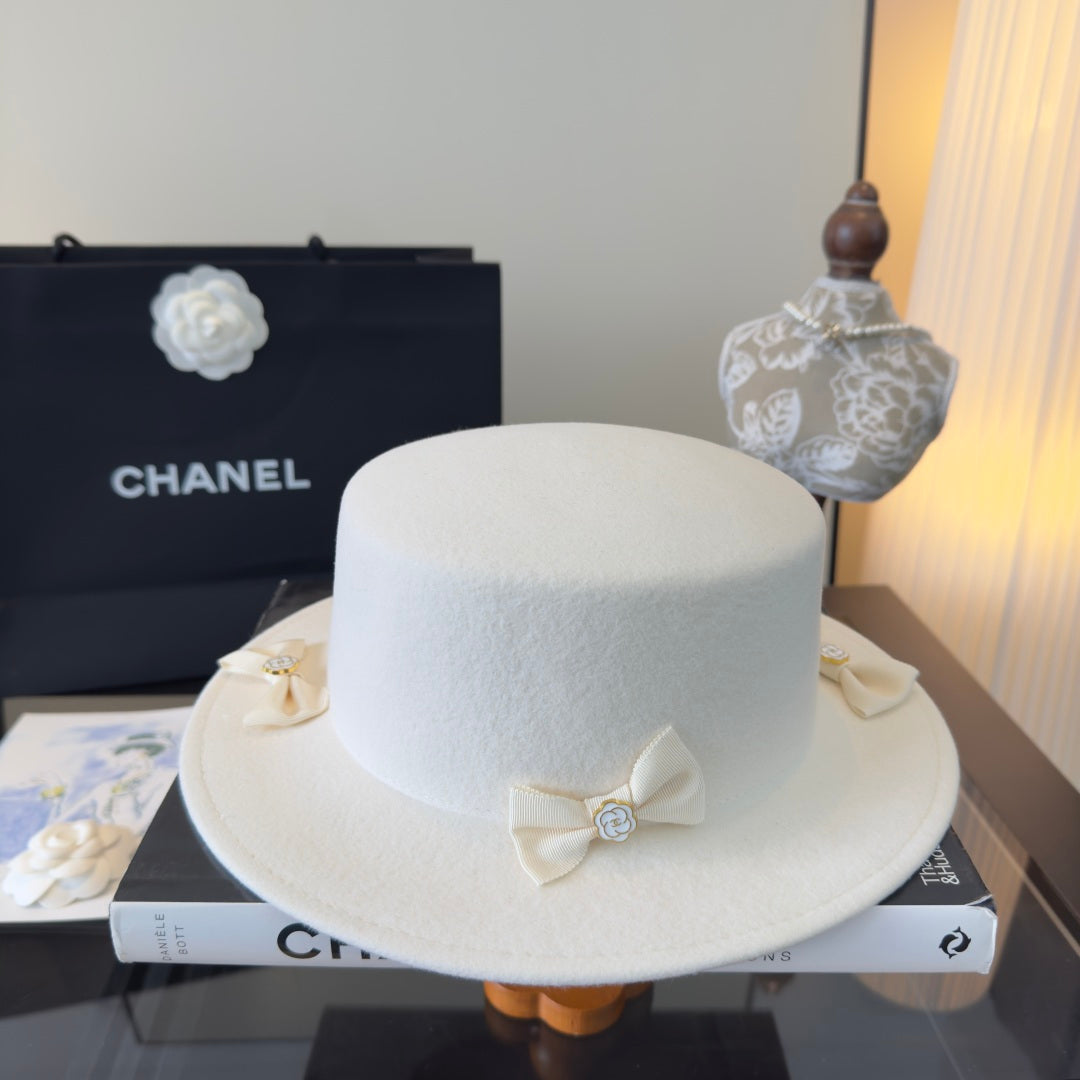 Chanel Bow Cashmere Flat Top 477667