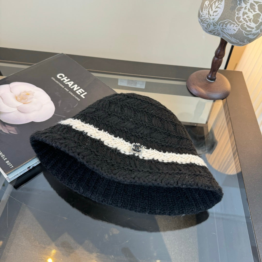 Chanel Wool Bucket Hat 477572