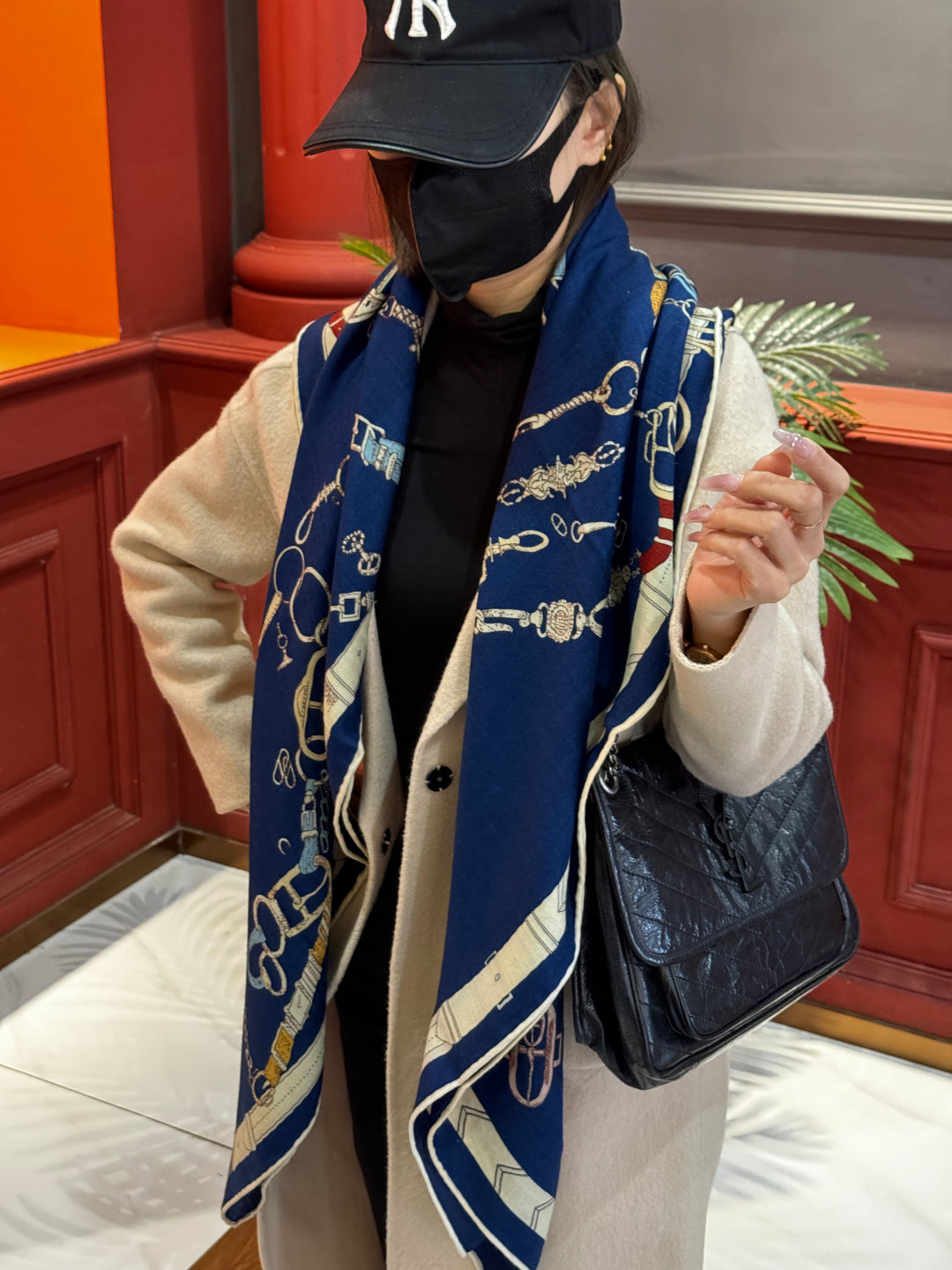 HM 25s Horse Reversible Scarf 140cm Blue Cashmere Silk 967390