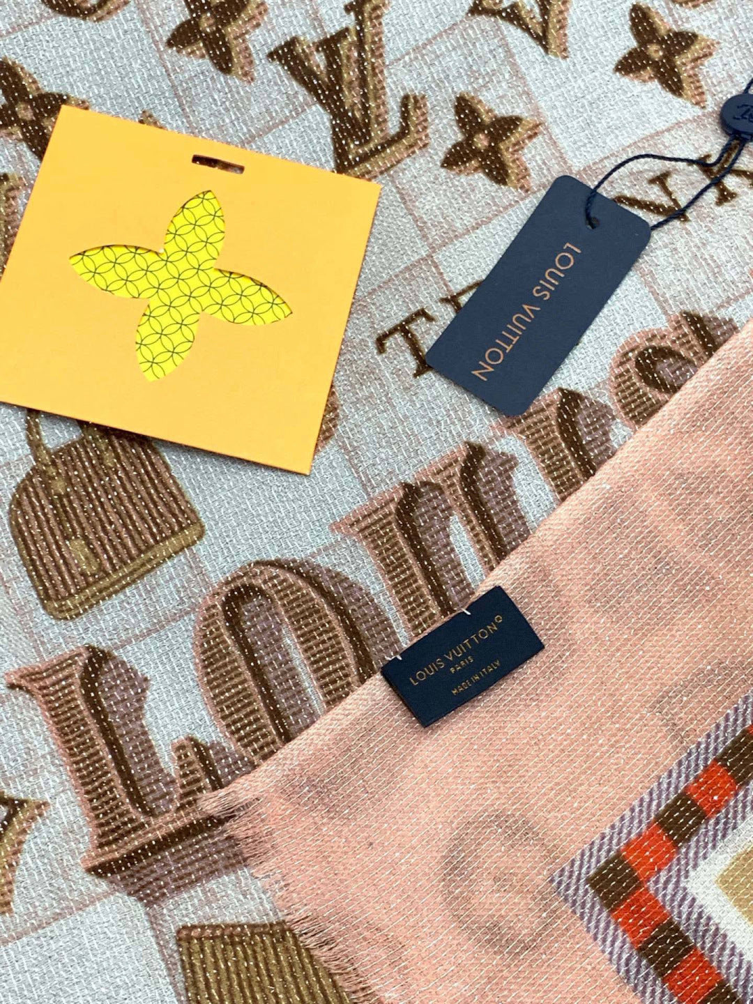 LV Monogram Scarf 200cm White Pink Cashmere 969185