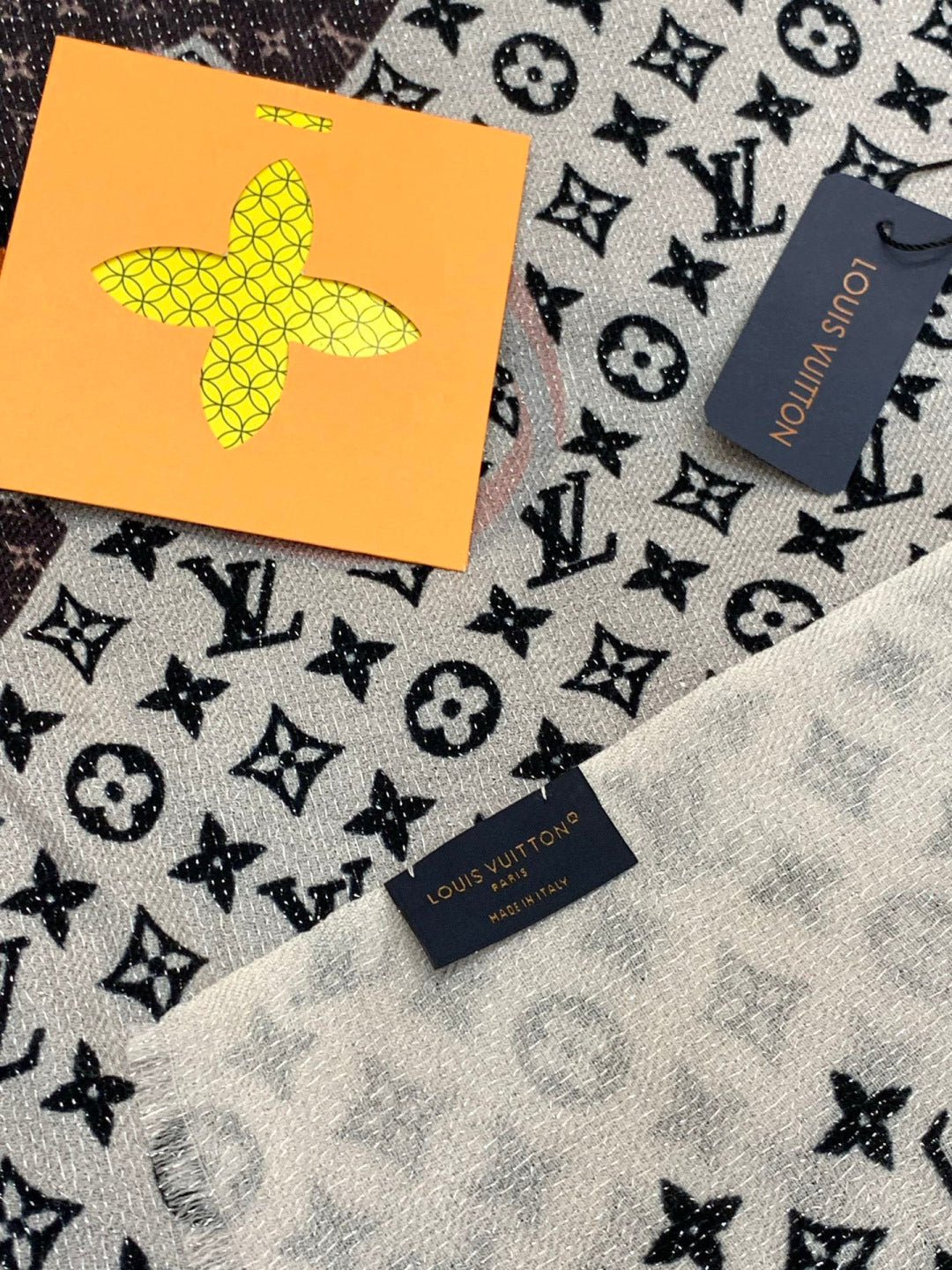 LV Monogram Scarf 200cm White Black Cashmere 969189