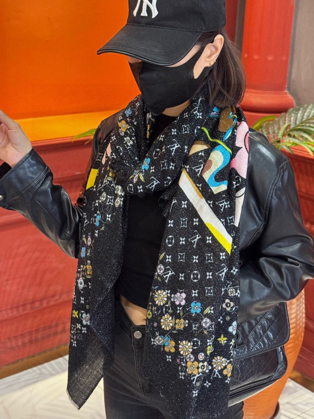 LV Glowing Scarf 200cm Black Colorful Cashmere 970879