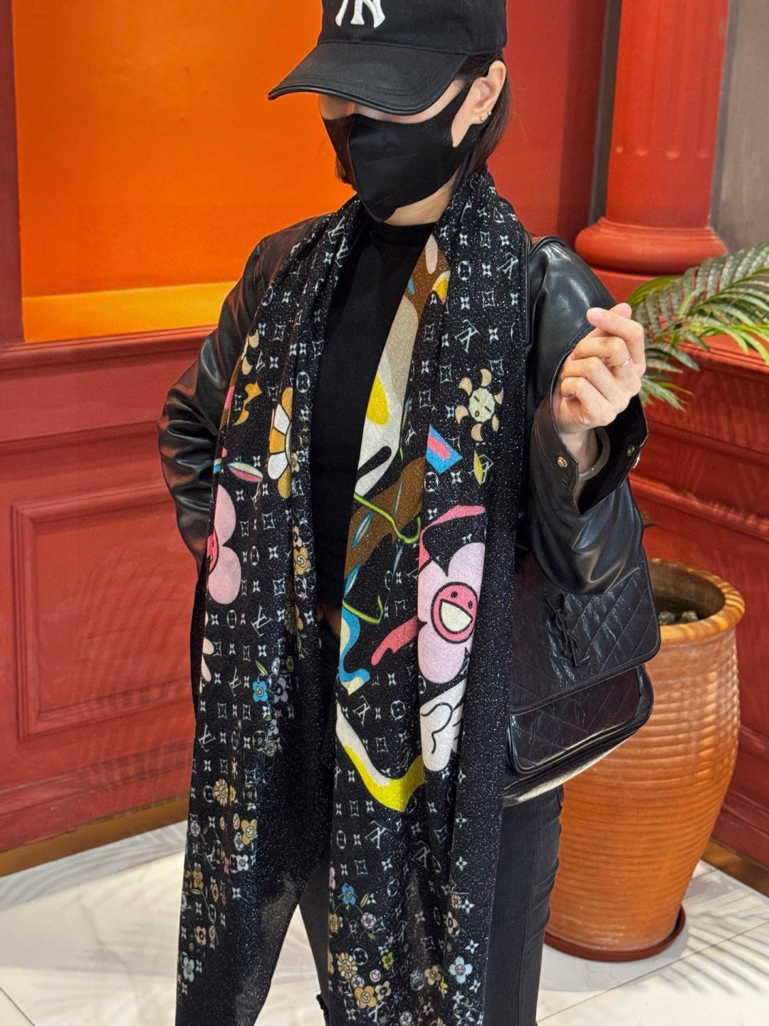 LV Glowing Scarf 200cm Black Colorful Cashmere 970879