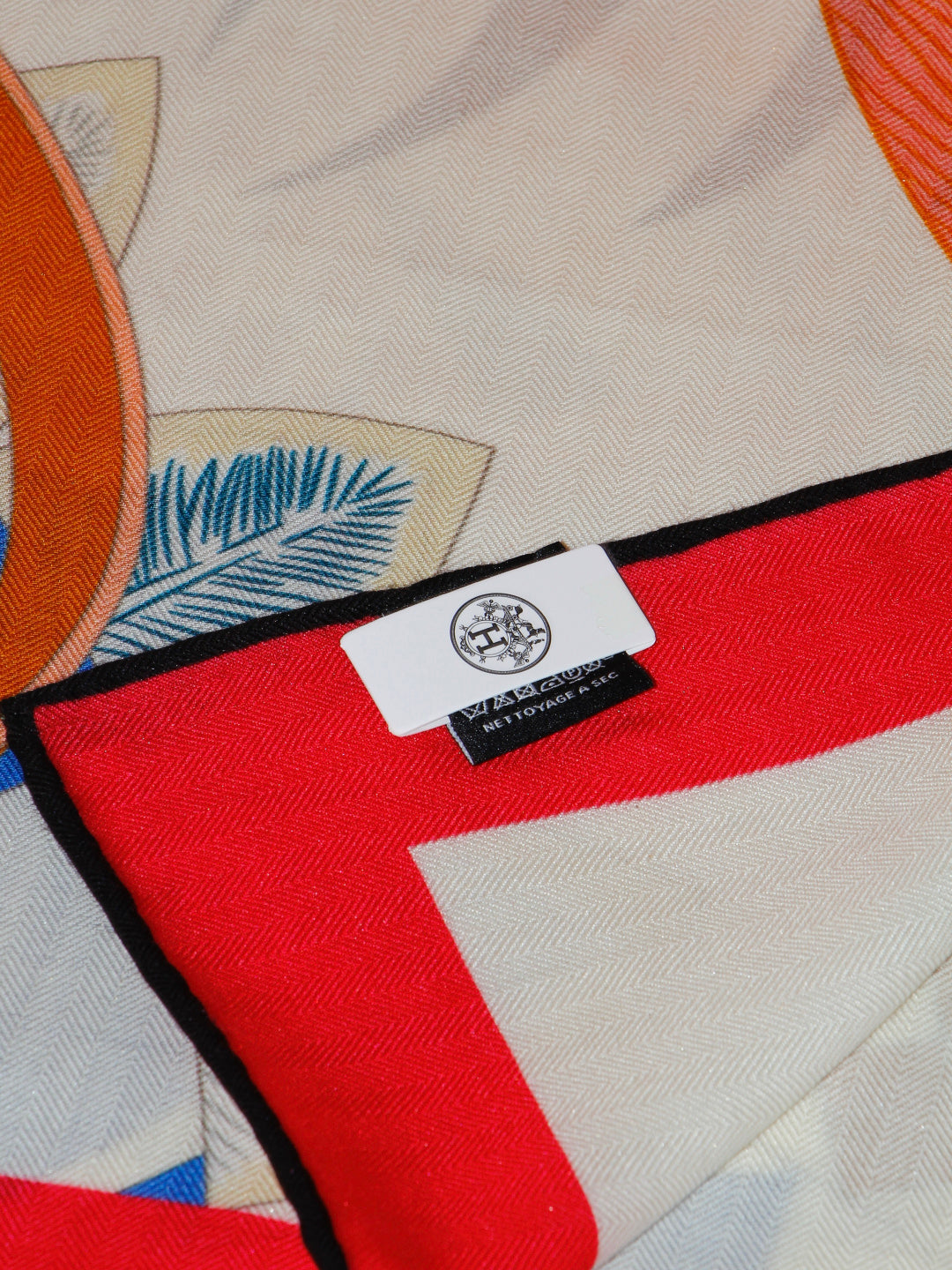 Hermès 2026 Cheval Masque Shawl Scarf 90cm Pink Cashmere 218140