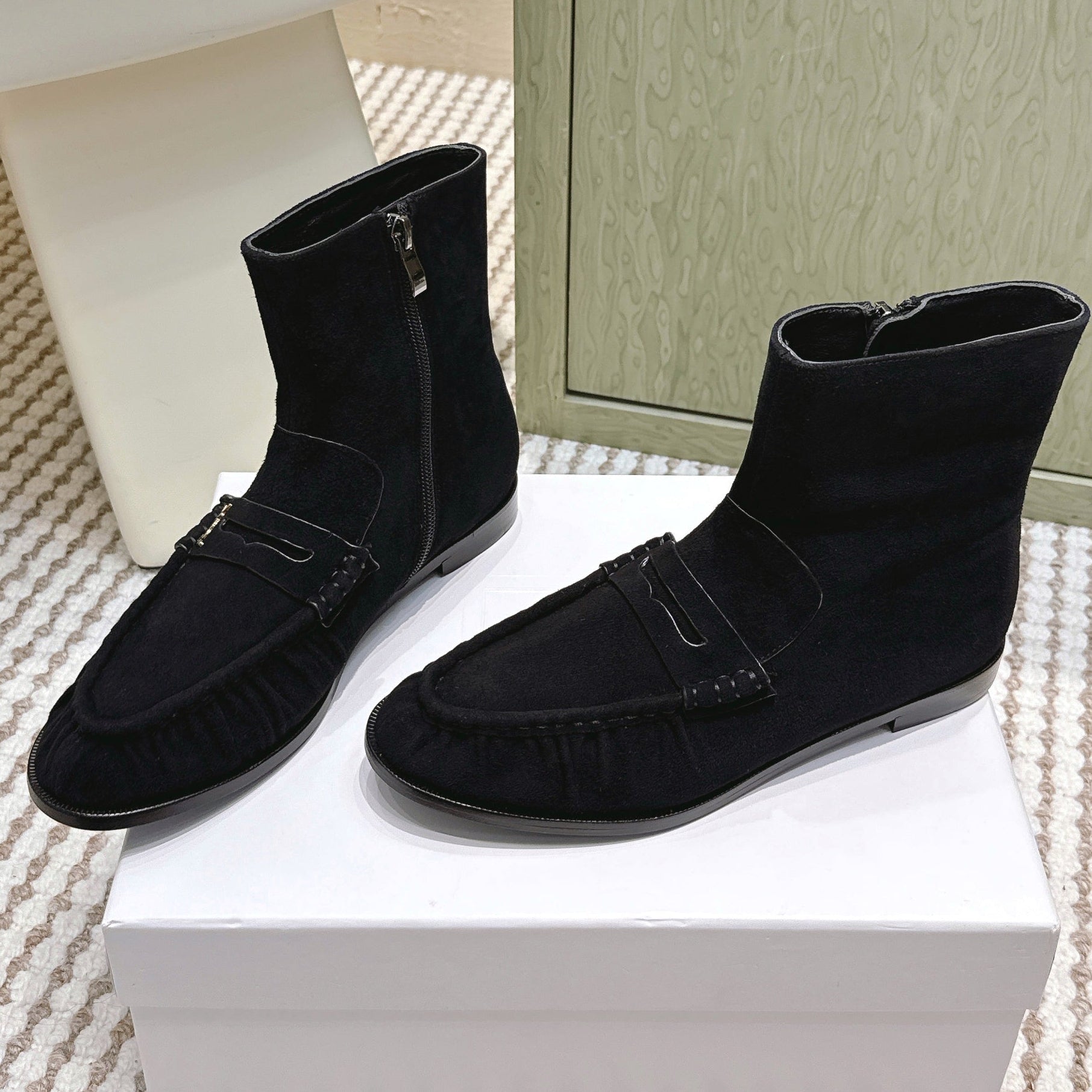 YSL 2025 High-top Loafer Black Suede 569417